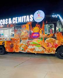 Los Sanchez Food Truck