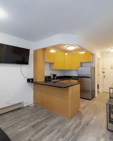 3 bed / 2 bath / 950 sq ft | Renting apartment | New York City | 5