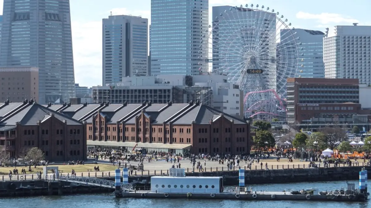 Yokohama Red Brick Warehouse with the Minato Mirai skyline and Cosmo Clock 21