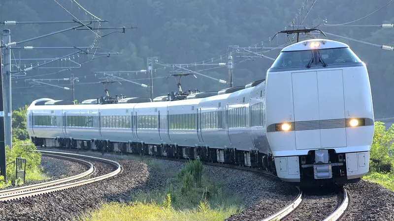 JR West 683-4000 series Thunderbird limited express near Kurikara