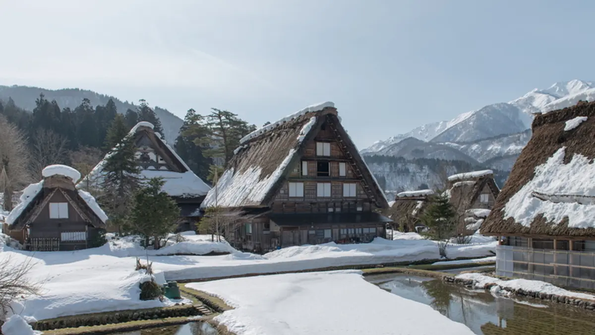 Snow-covered gassho-zukuri houses in Shirakawa-go, Gifu