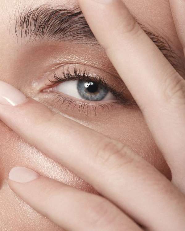 Blefaroplastika maijā par īpašu cenu - acu plakstiņu operācija 1290€ 