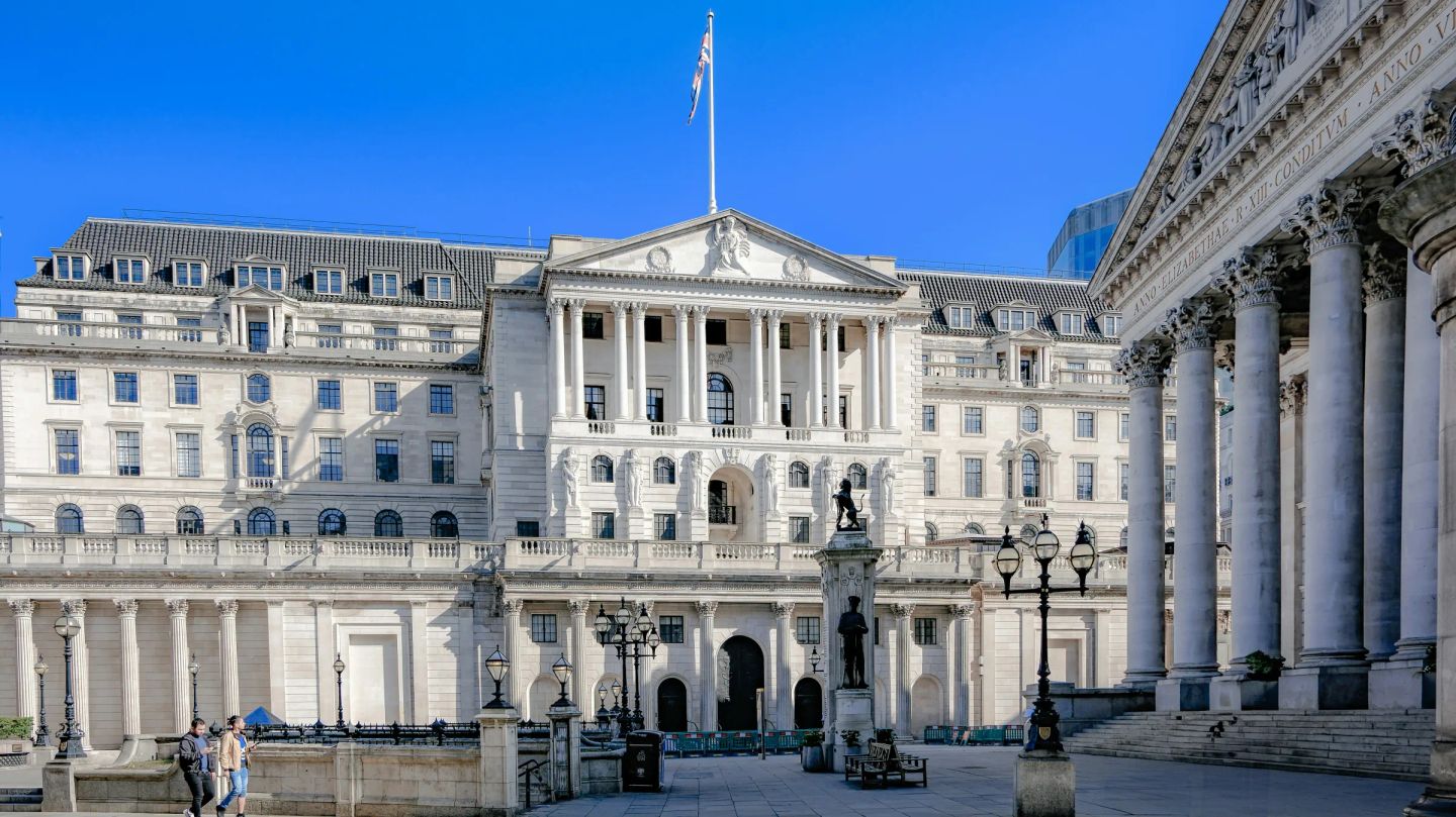 The front facade of the Bank of England