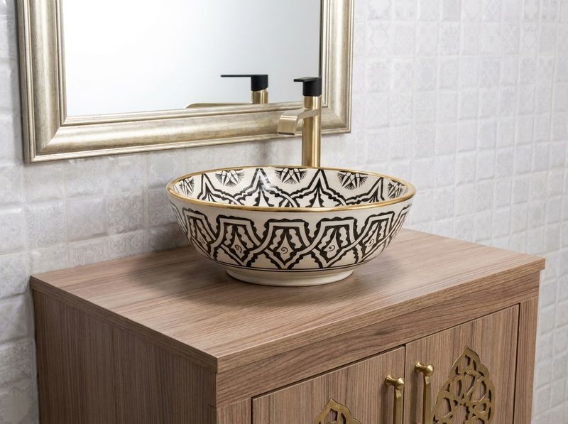 L'Étoile de Fès - Black & Gold Ceramic Vessel Sink