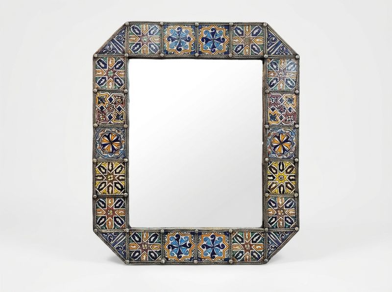 The Andalusian Reflection: Octagonal Zellige & Metal Mirror