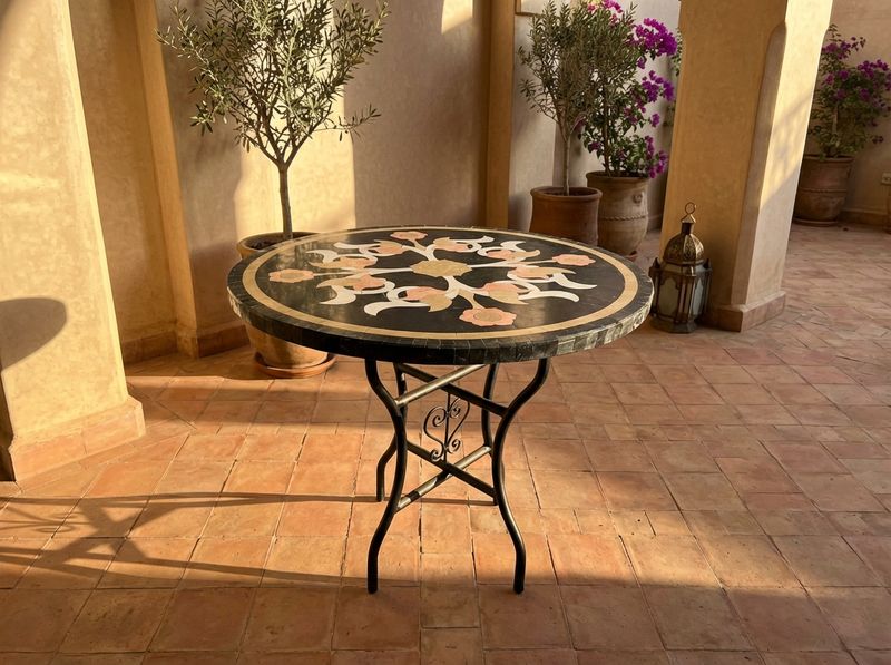 The Zahra Noir: Marble Inlay Bistro Table detail
