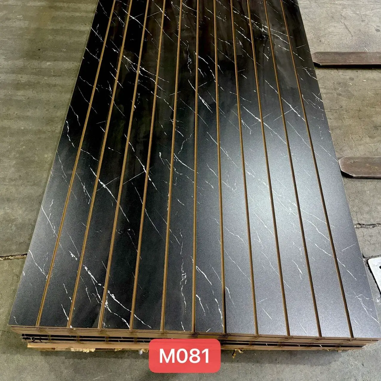 M081 MDF Slat Wall Panel