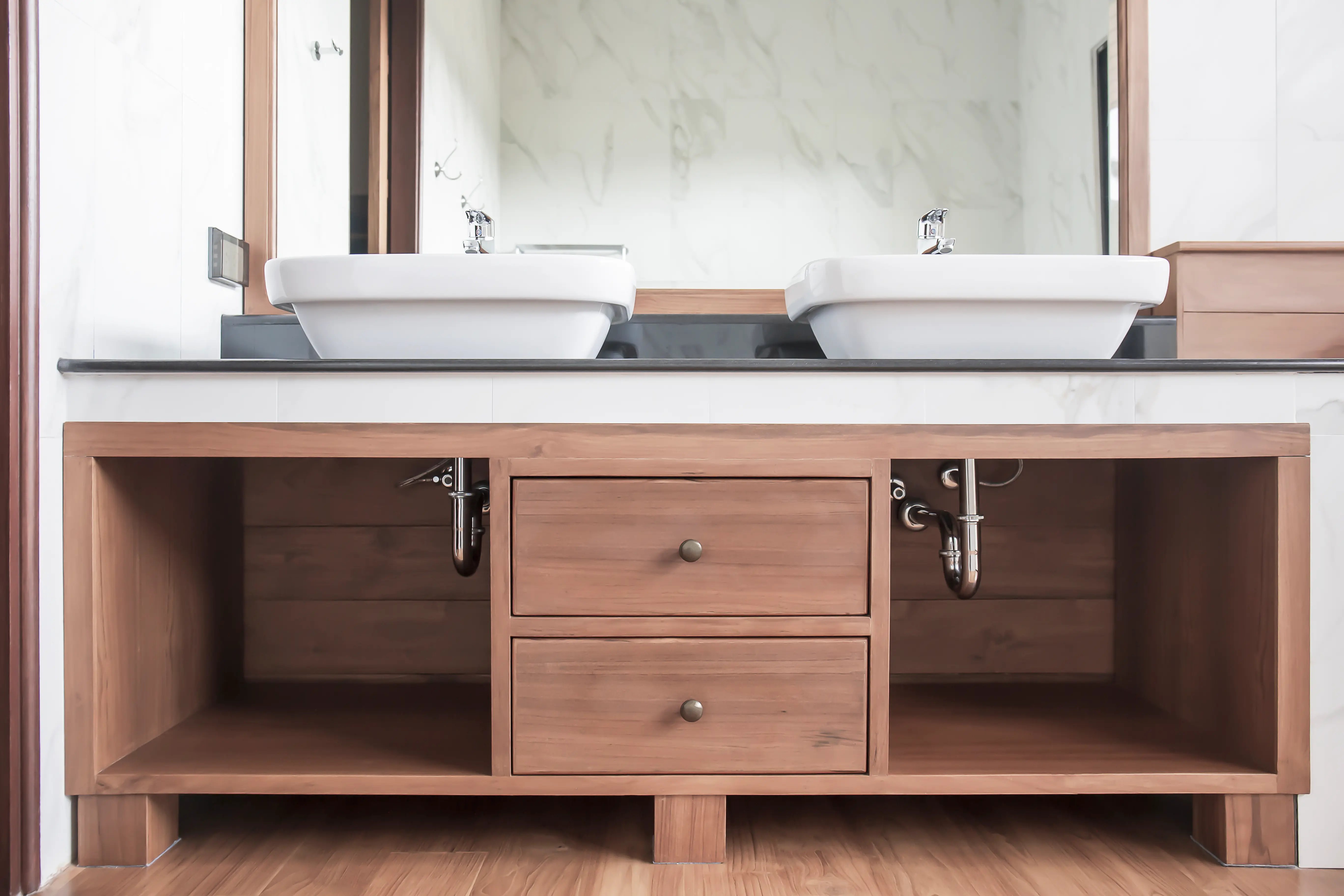 Choosing the Best Kitchen Cabinets & Bathroom Vanities for Florida Homes: 2026 Guide