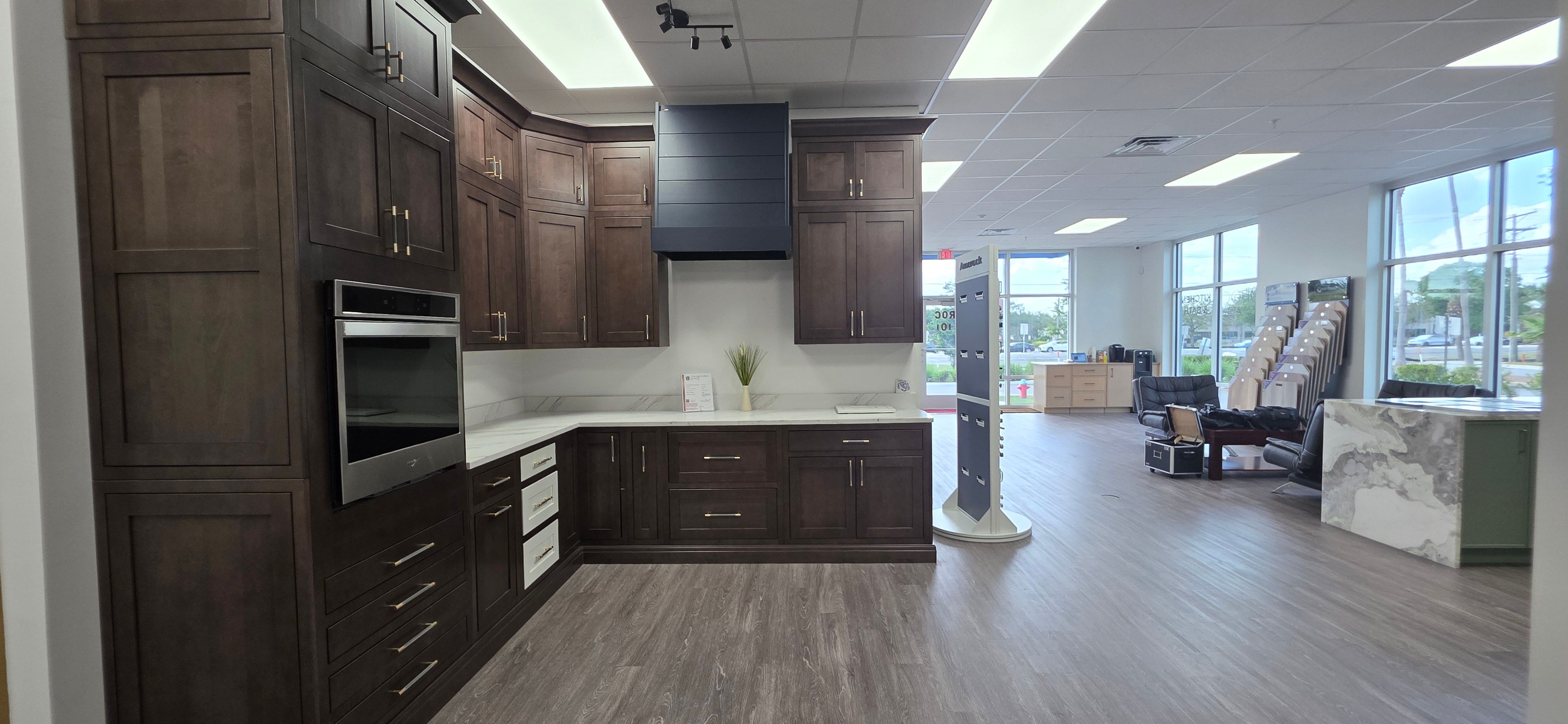 Modern Espresso Shaker L-Shaped Kitchen Cabinet Set thumbnail 3