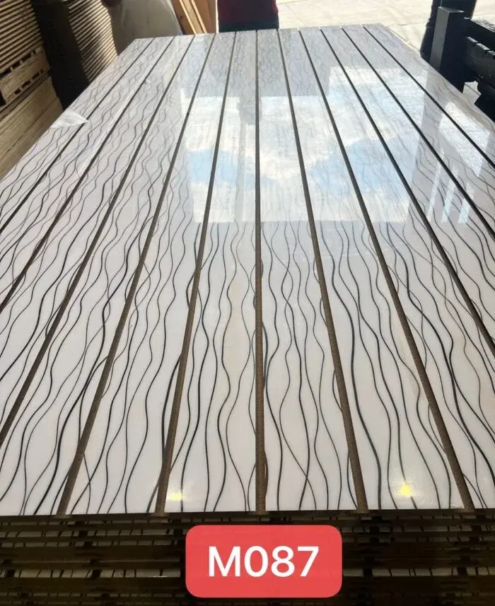 M087 Acrylic Slat Wall Panel