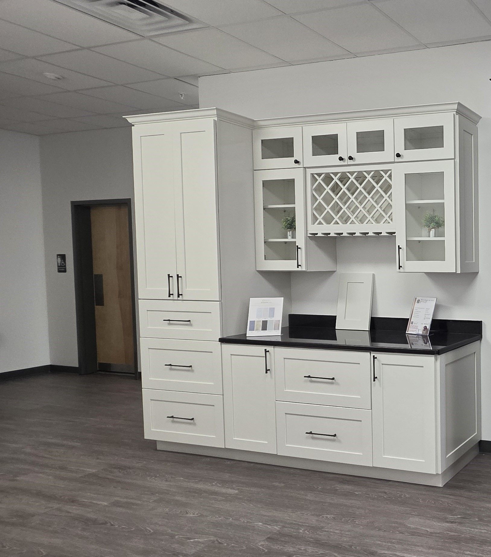 Classic White Shaker Wet Bar & Pantry Unit thumbnail 2