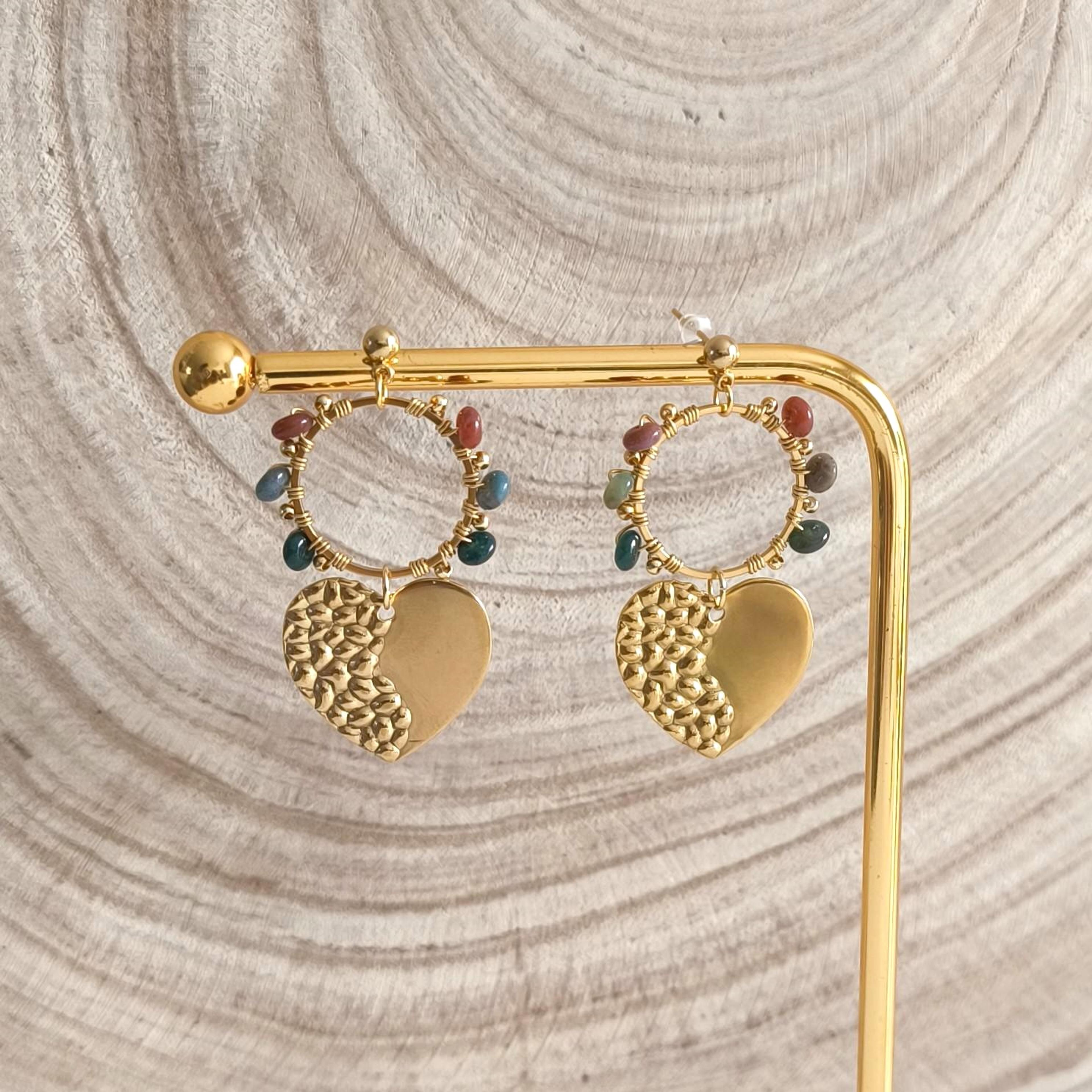 Priya, boucles d'oreilles martelées et rondelles d'agate indienne