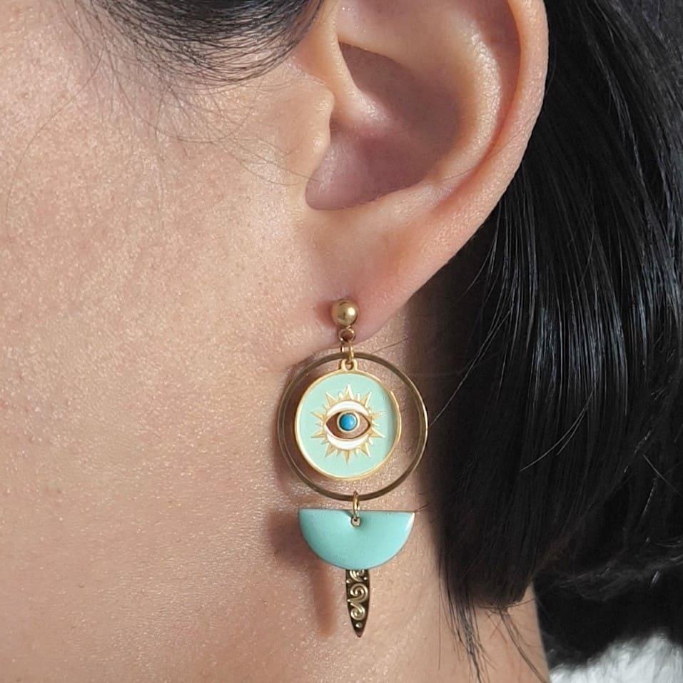 Théa, boucles d'oreilles articulées œil émaillé – photo 2