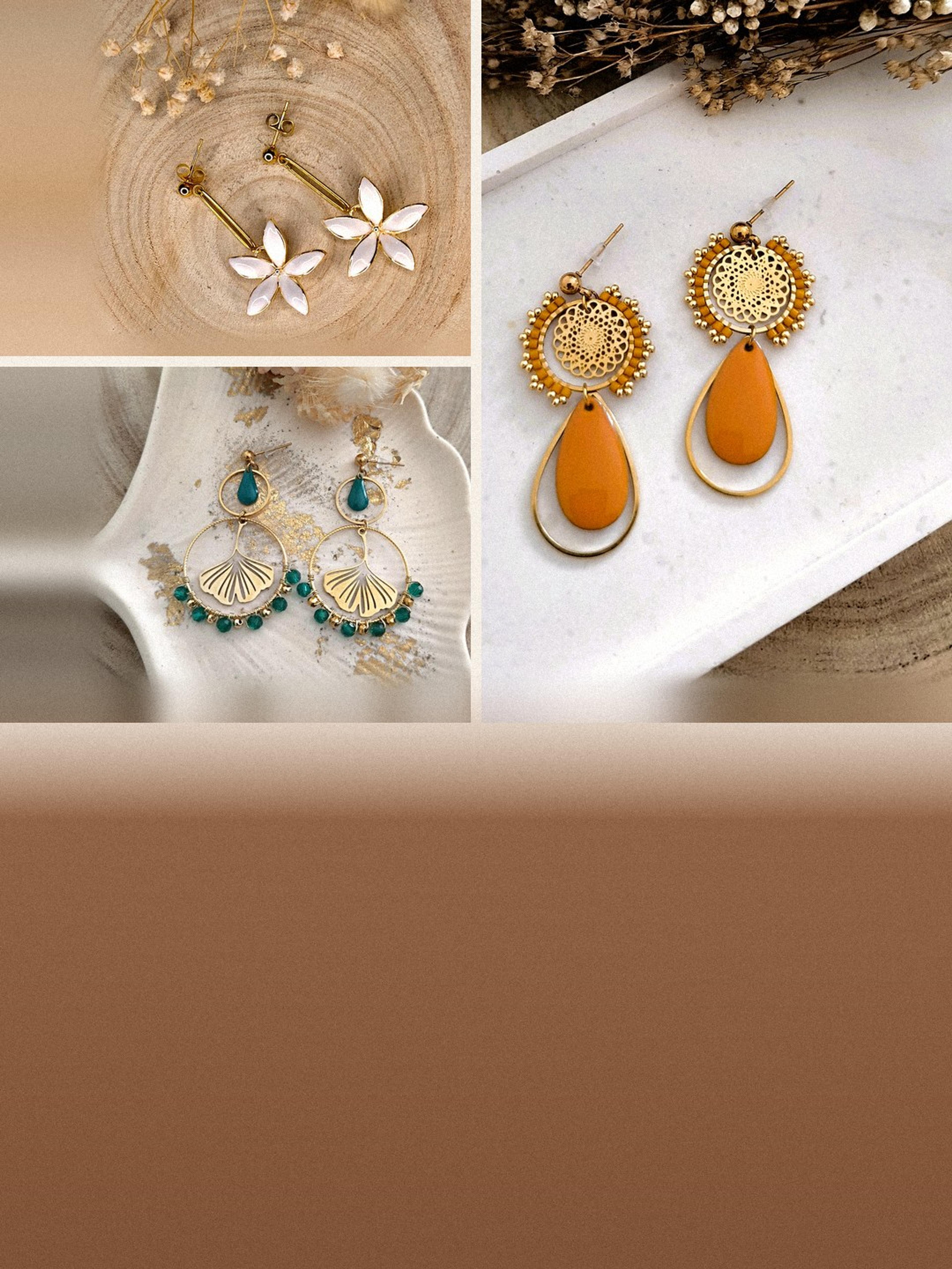 Boucles d'oreilles Ondine, Indira et Ginka : fleurs émaillées blanches, médaillon filigrane moutarde et feuille de ginkgo