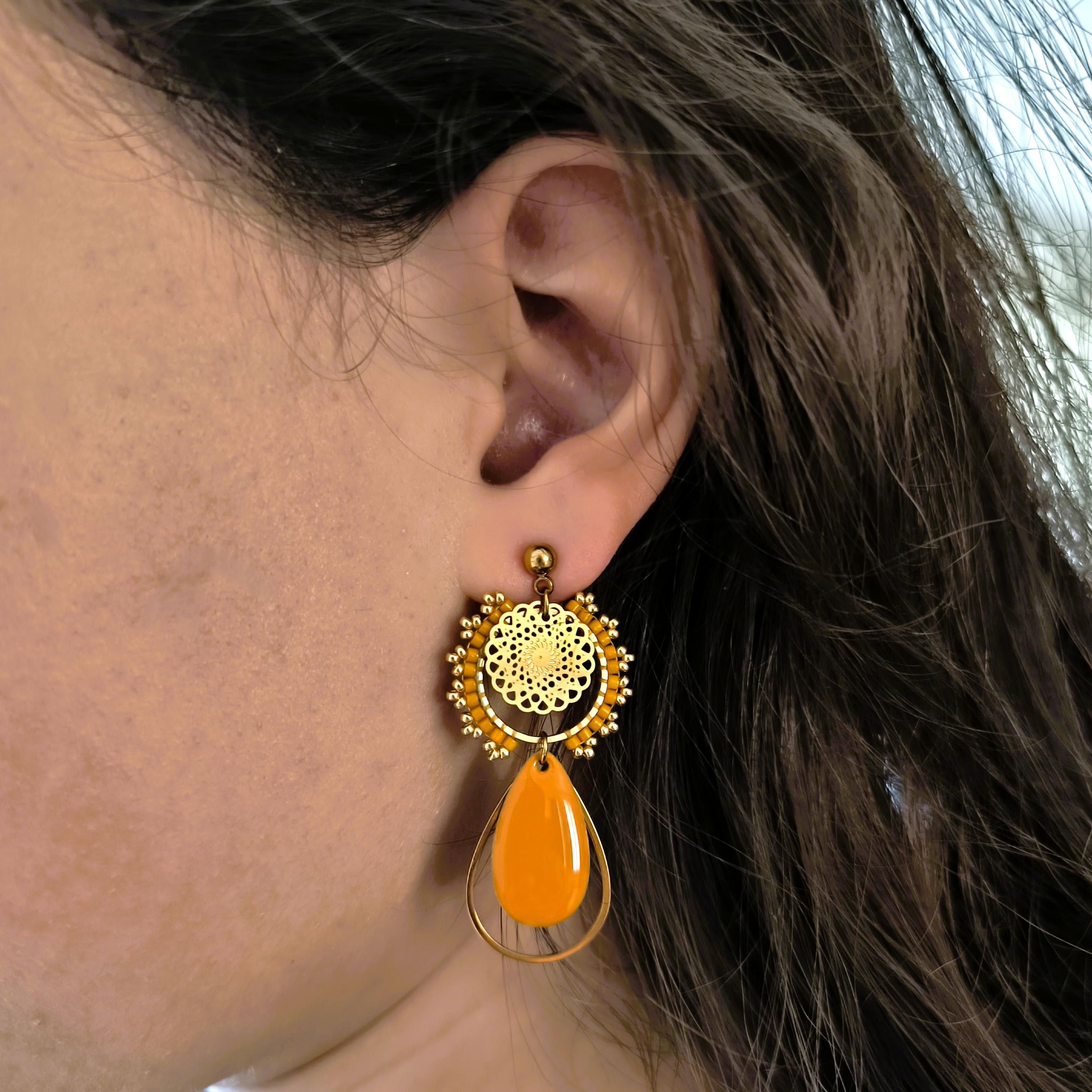 Indira, boucles d'oreilles médaillon filigrane et perles Miyuki – photo 2