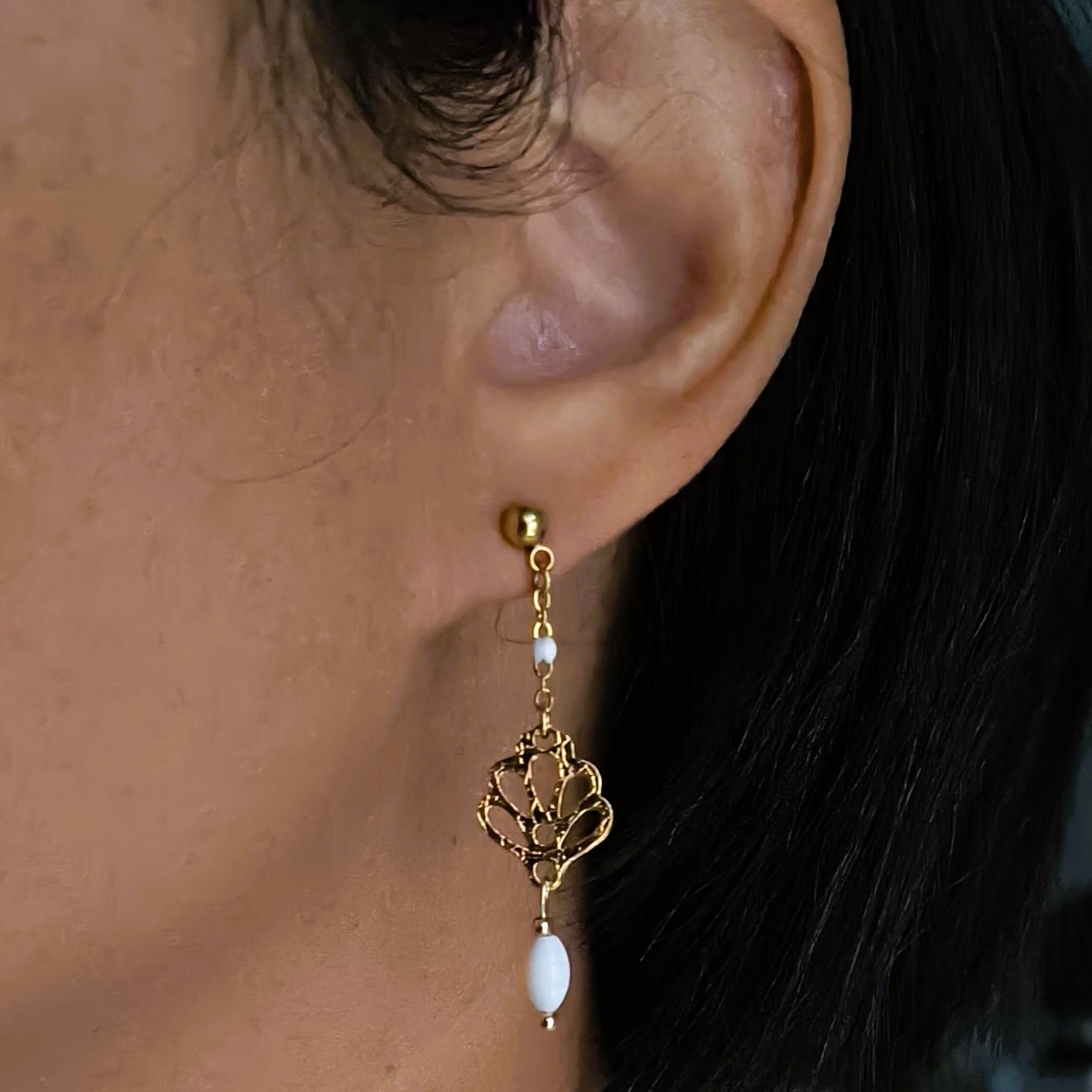 Joy, boucles d'oreilles asymétriques et perles de nacre – photo 2