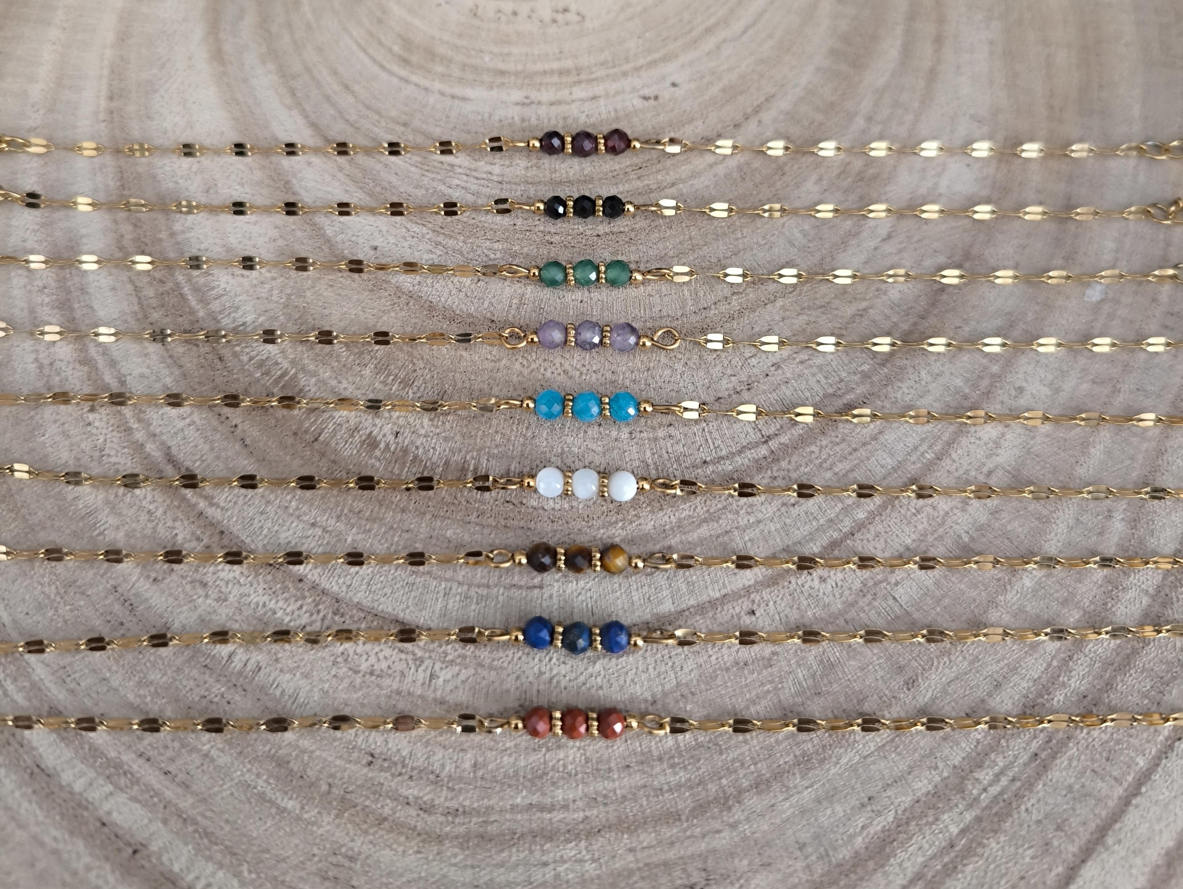 Alba, bracelet fin en perles de pierres naturelles