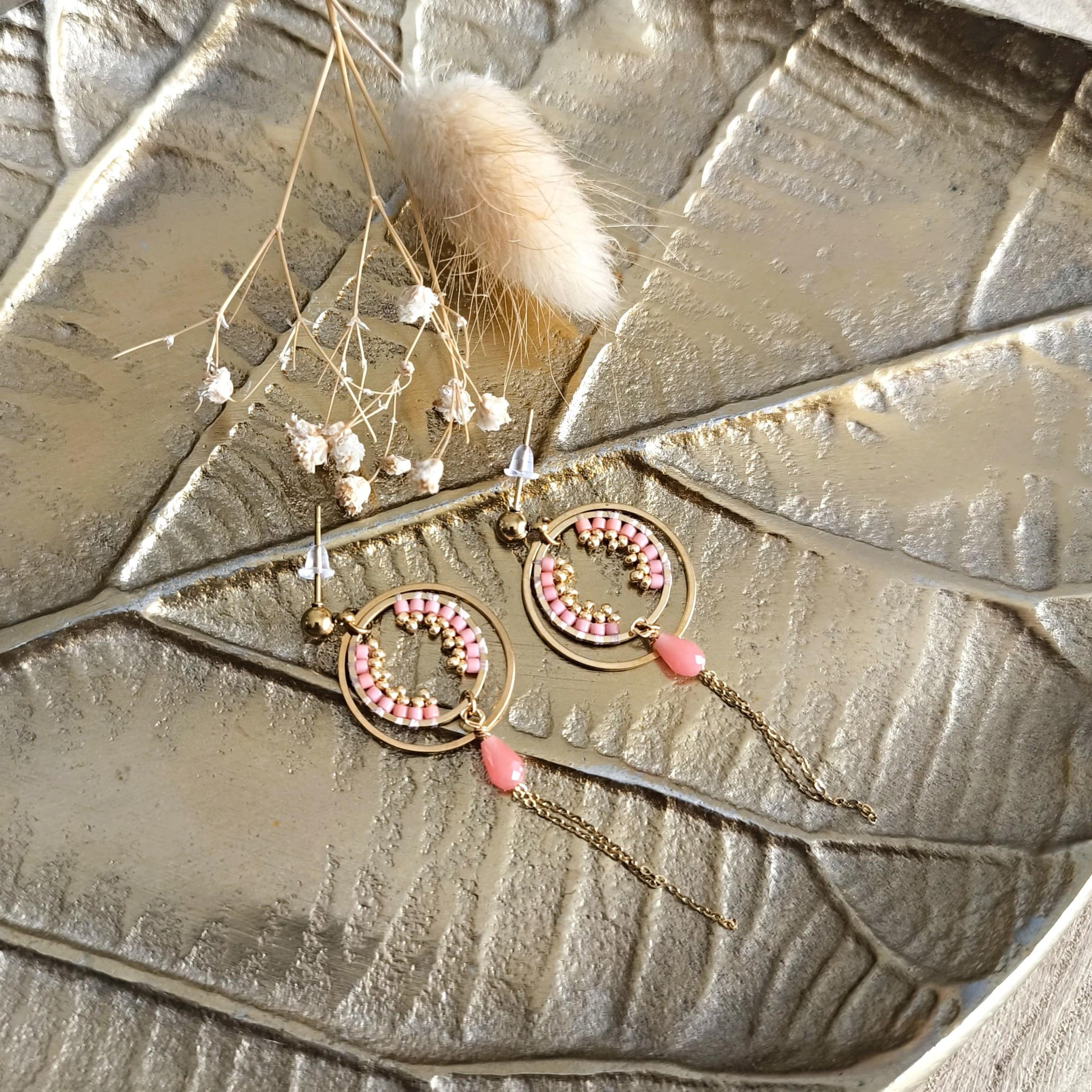 Bonnie, boucles d'oreilles graphiques en perles Miyuki et verre