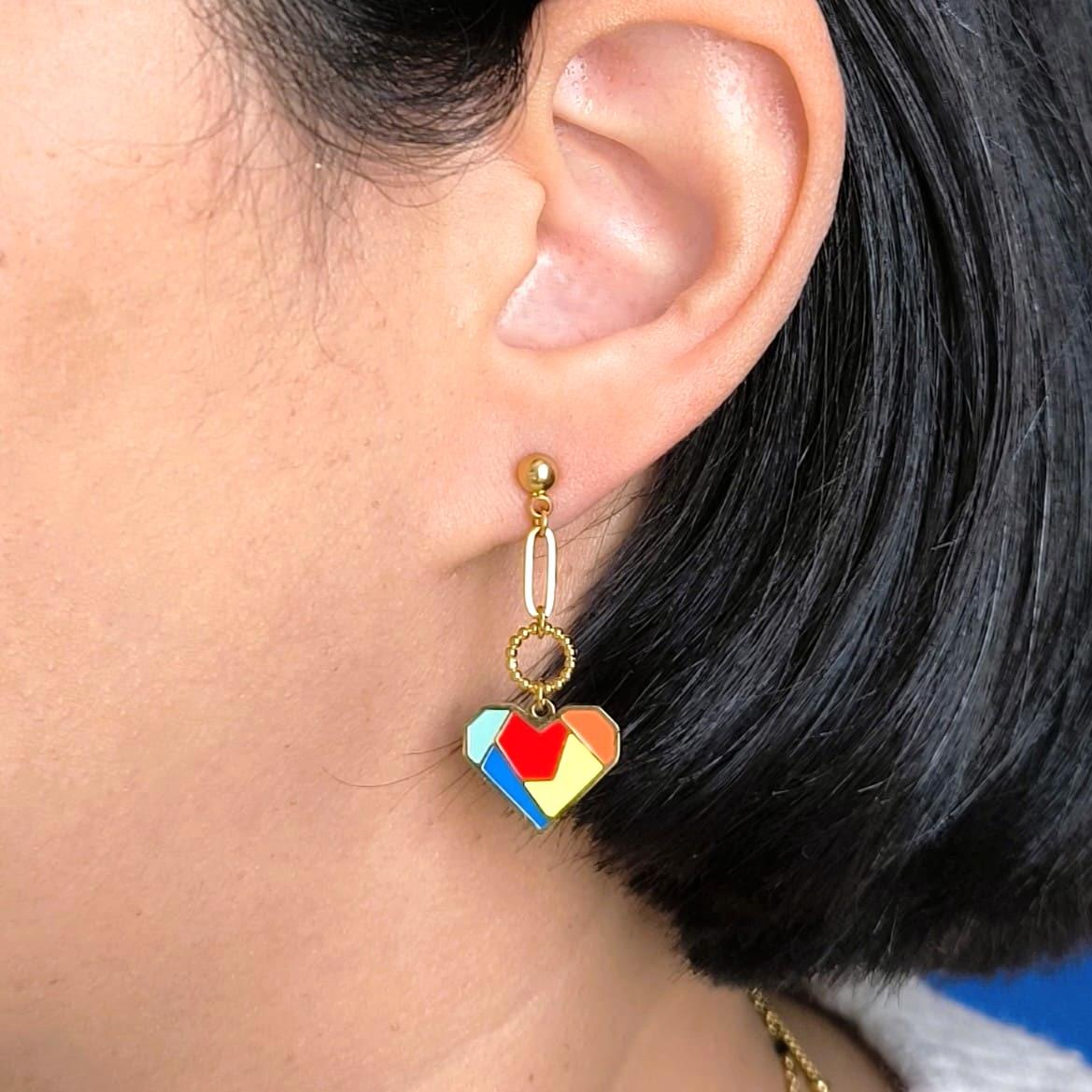Léandra, boucles d'oreilles cœur à motifs géométriques – photo 2