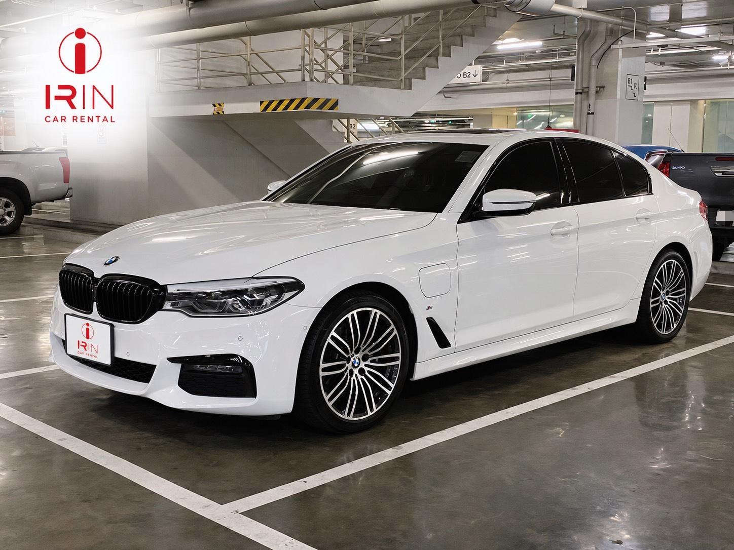BMW Series 5 rental car — Irin Car Rent Saraburi