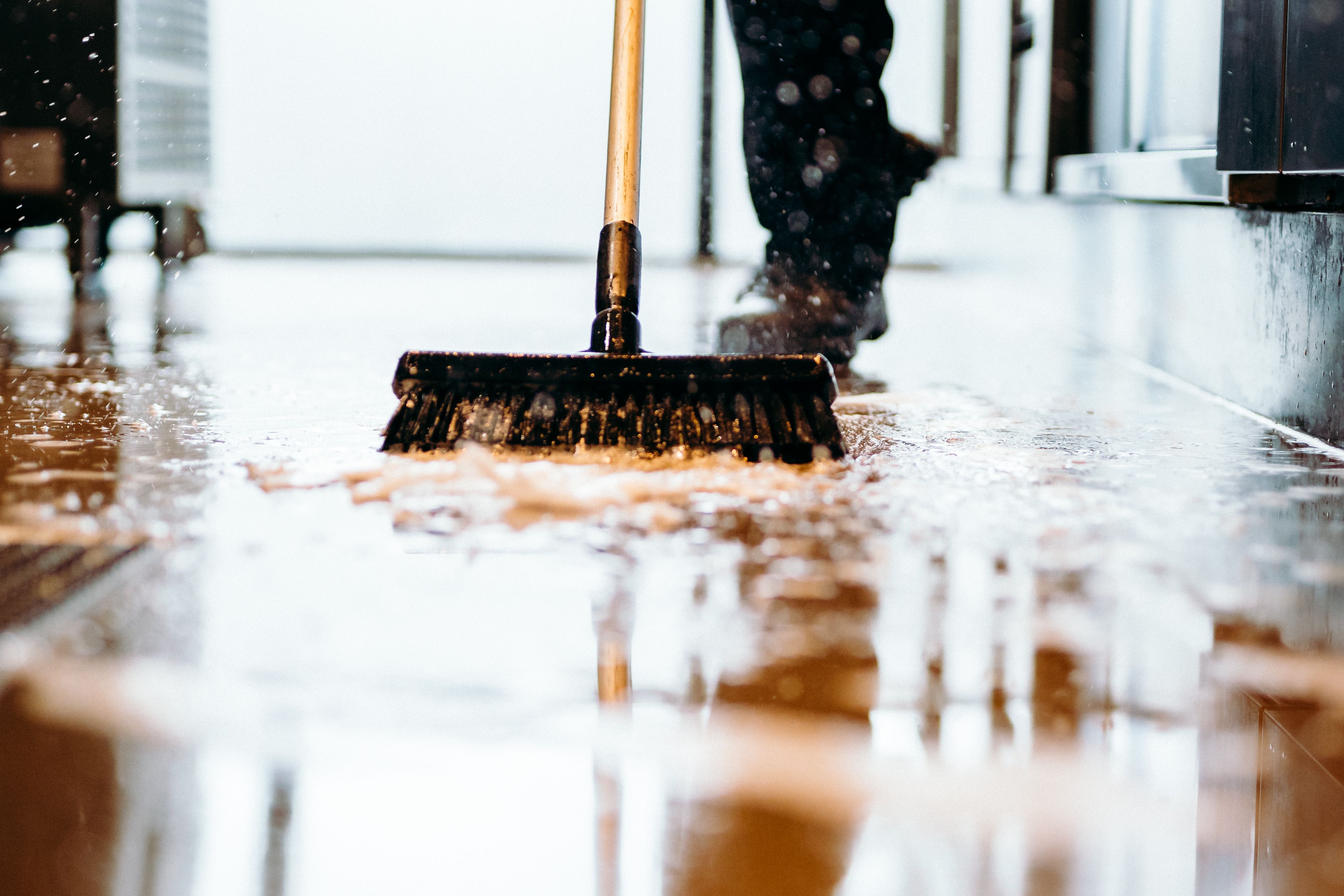 A Model Office Hygiene Policy – Setting Standards for a Cleaner Workspace