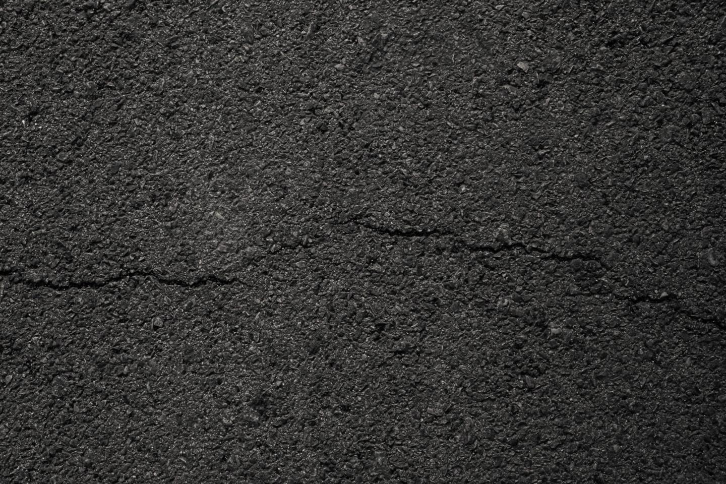 Houston’s Heat: How High Temperatures Impact Asphalt Pavements