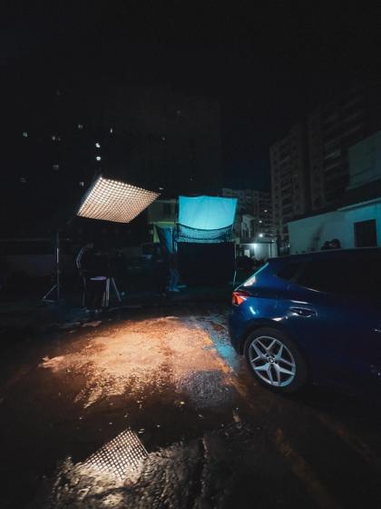 zew — on set 3
