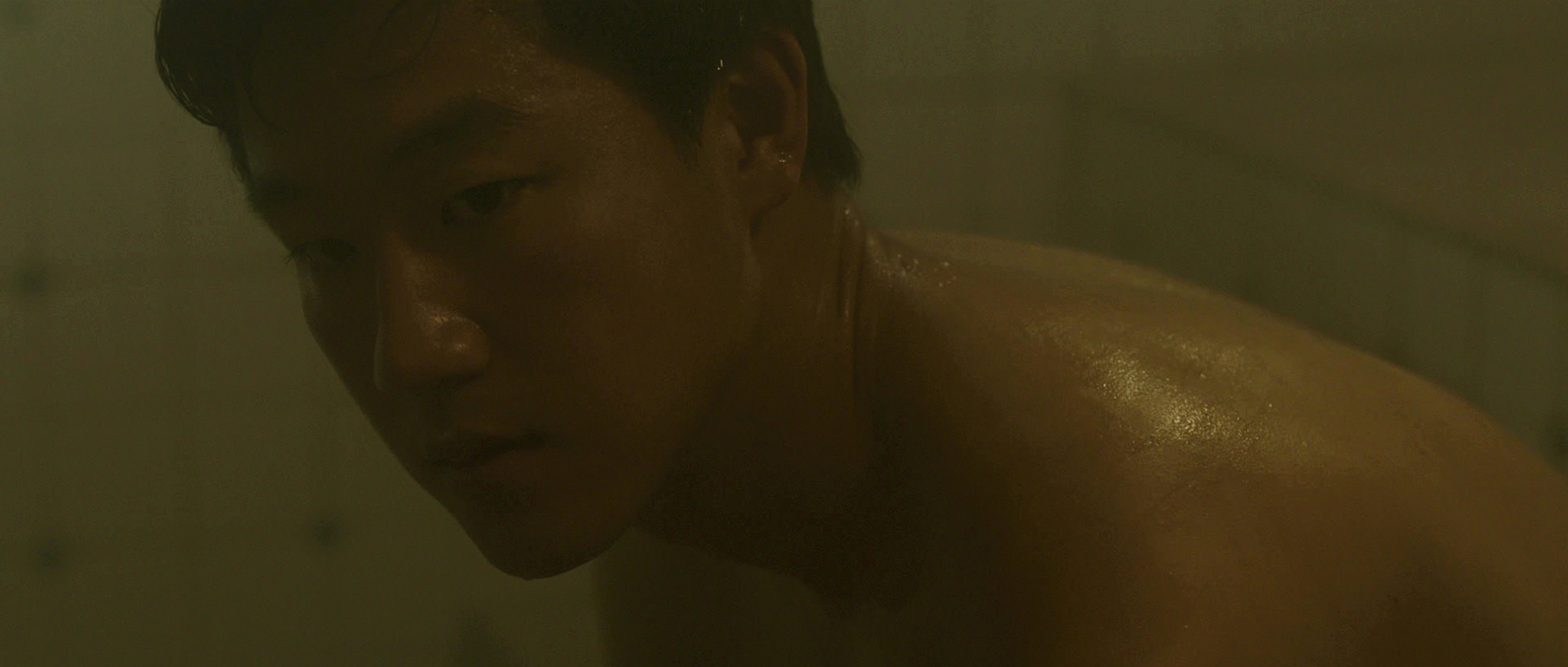Queer Ambivalence of the Bathhouse