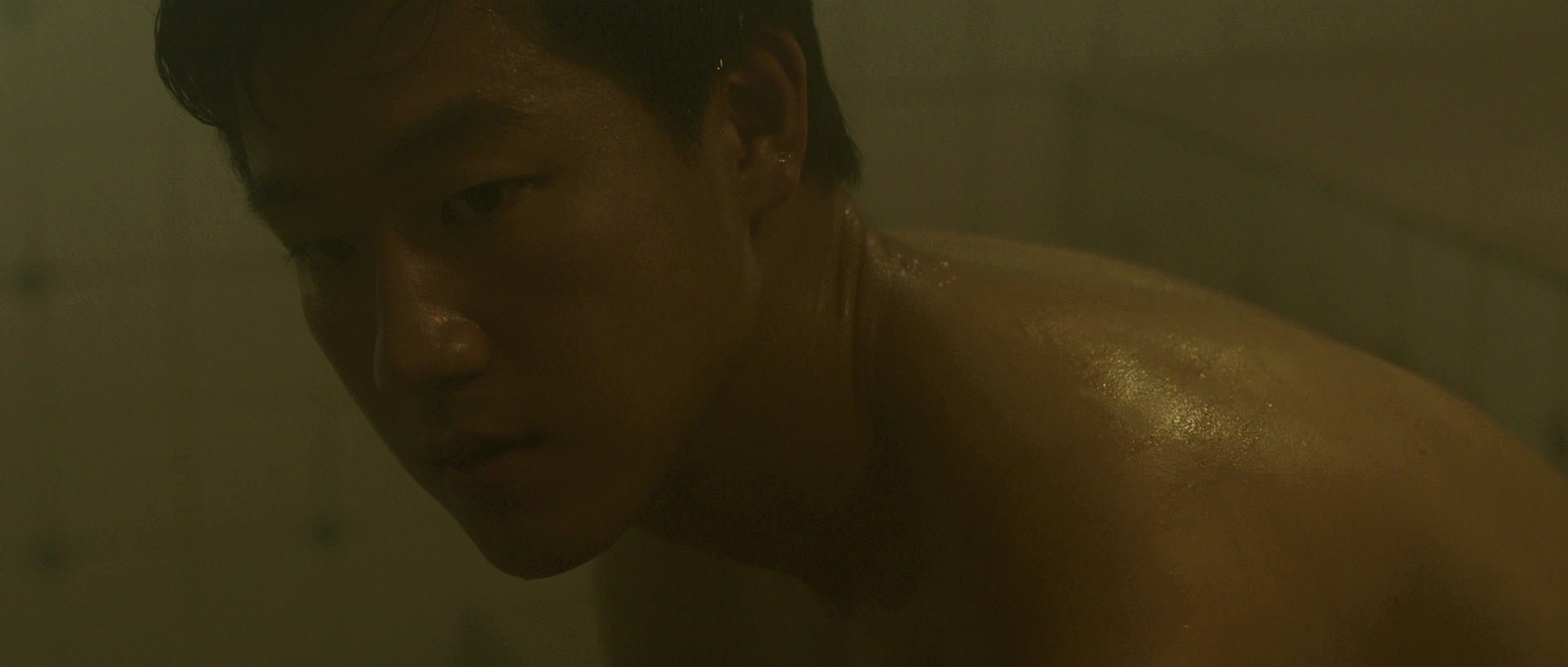 Queer Ambivalence of the Bathhouse