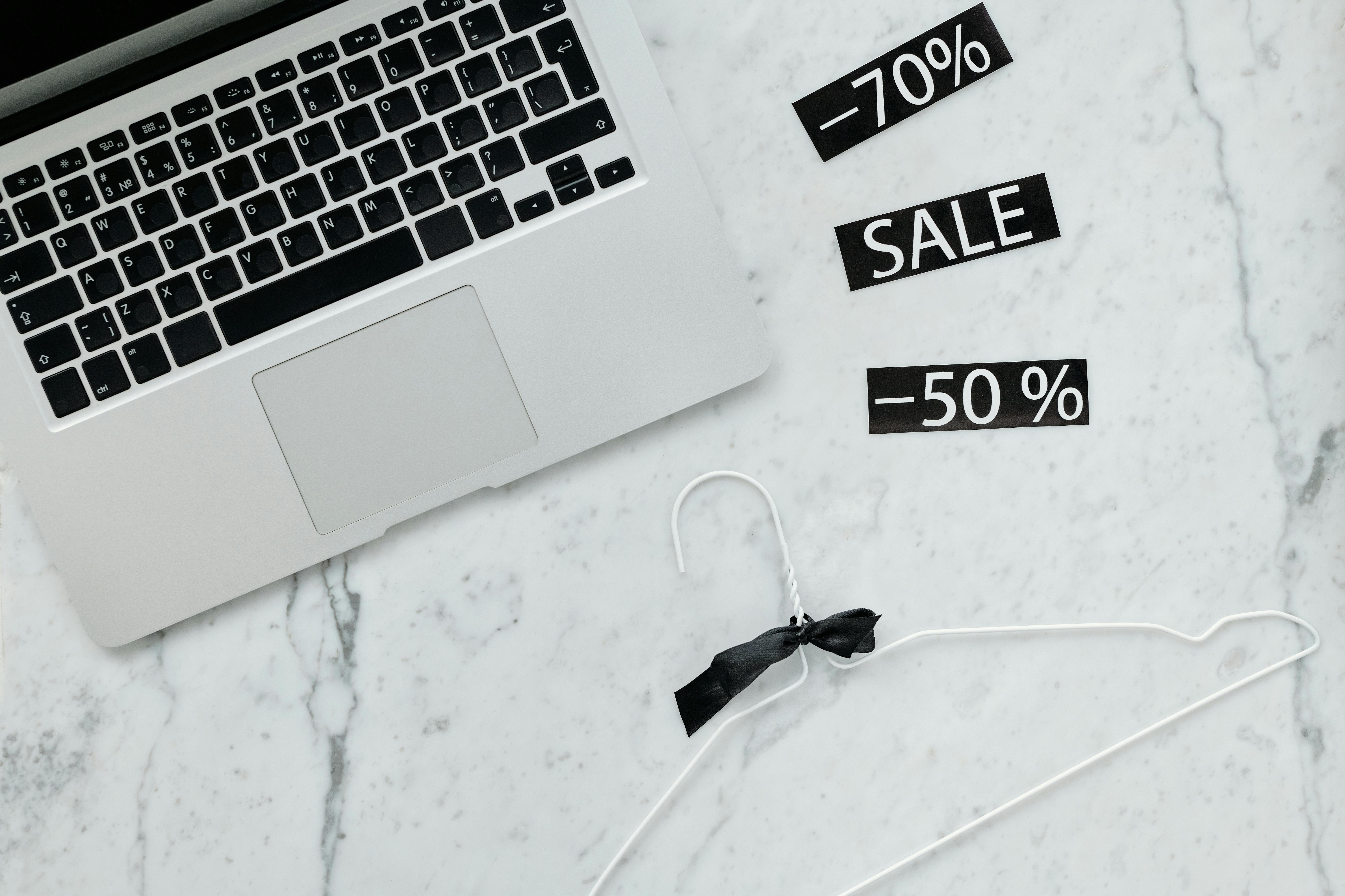 Finding Fashion Deals Online: Your Guide to Reddit's Best Subreddits