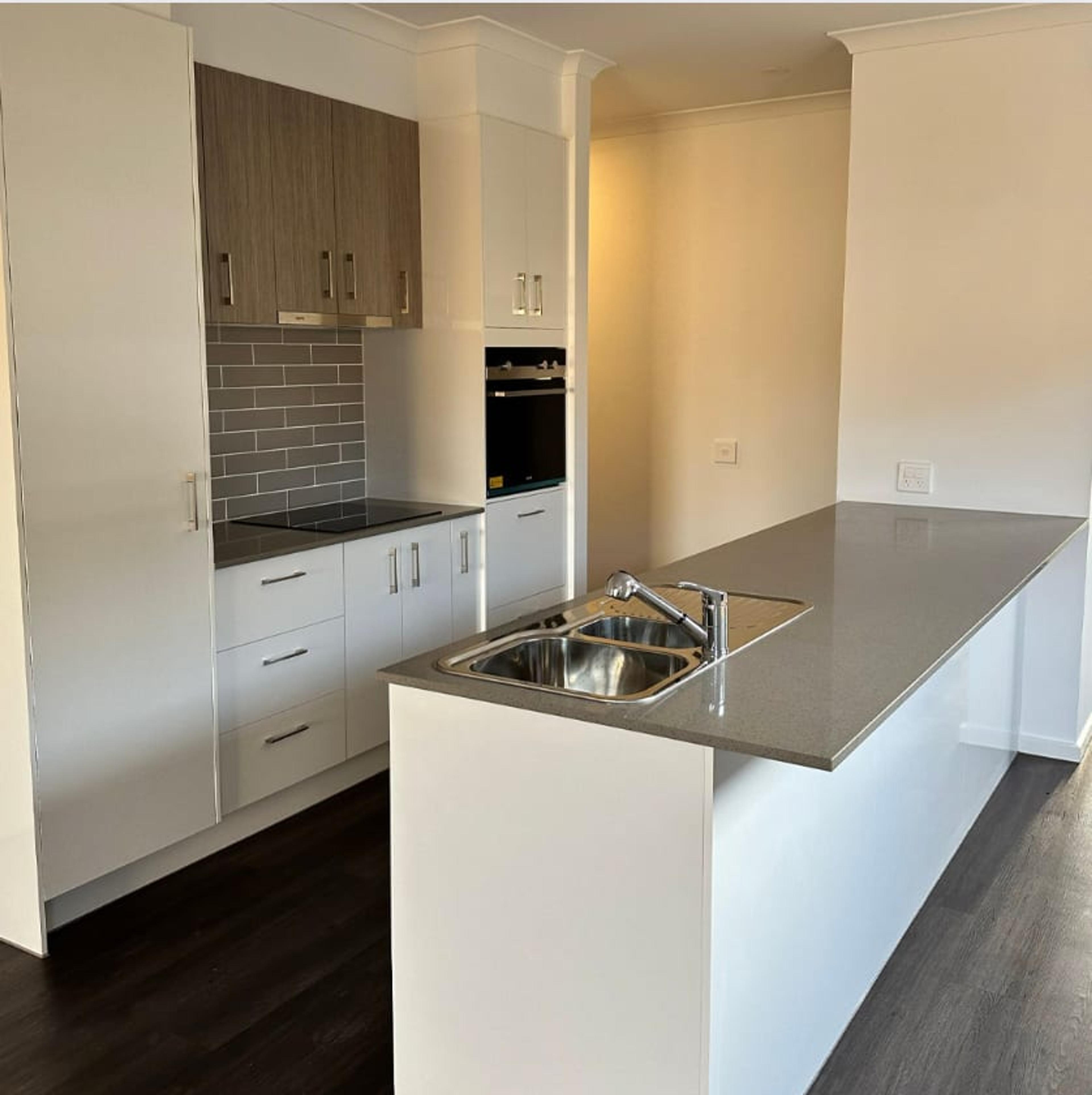 Fraser Rise — interior — Rise Sda Kitchen