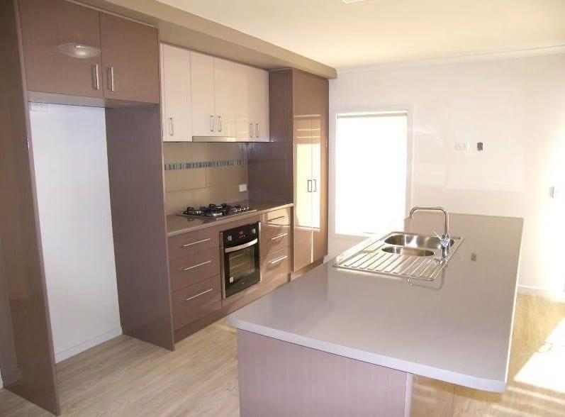 Ascot — interior — Sil Kitchen Jpg