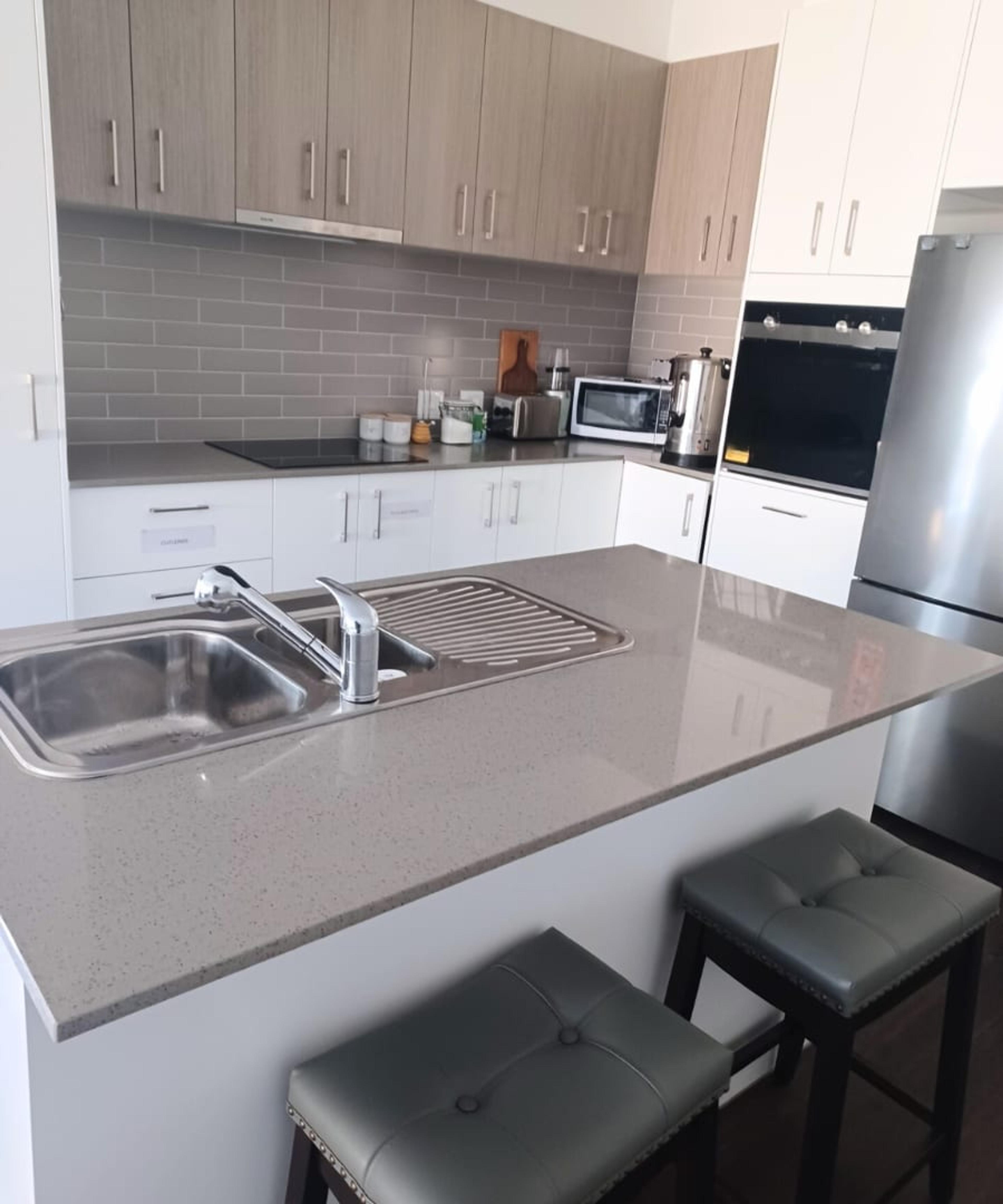 Wyndham Vale Eshal — interior — Vale Kitchen