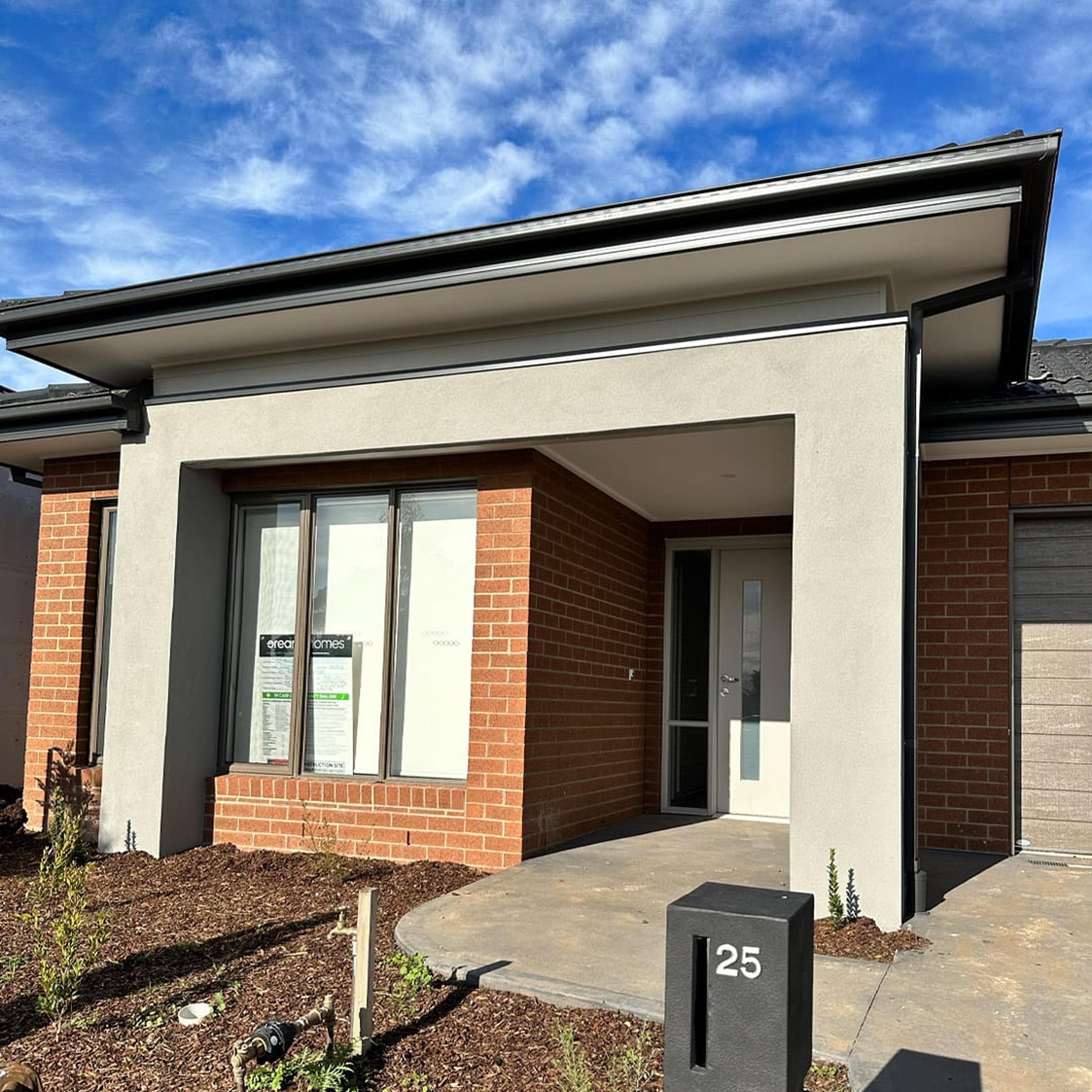 Fraser Rise — front exterior of SDA home (Robust)