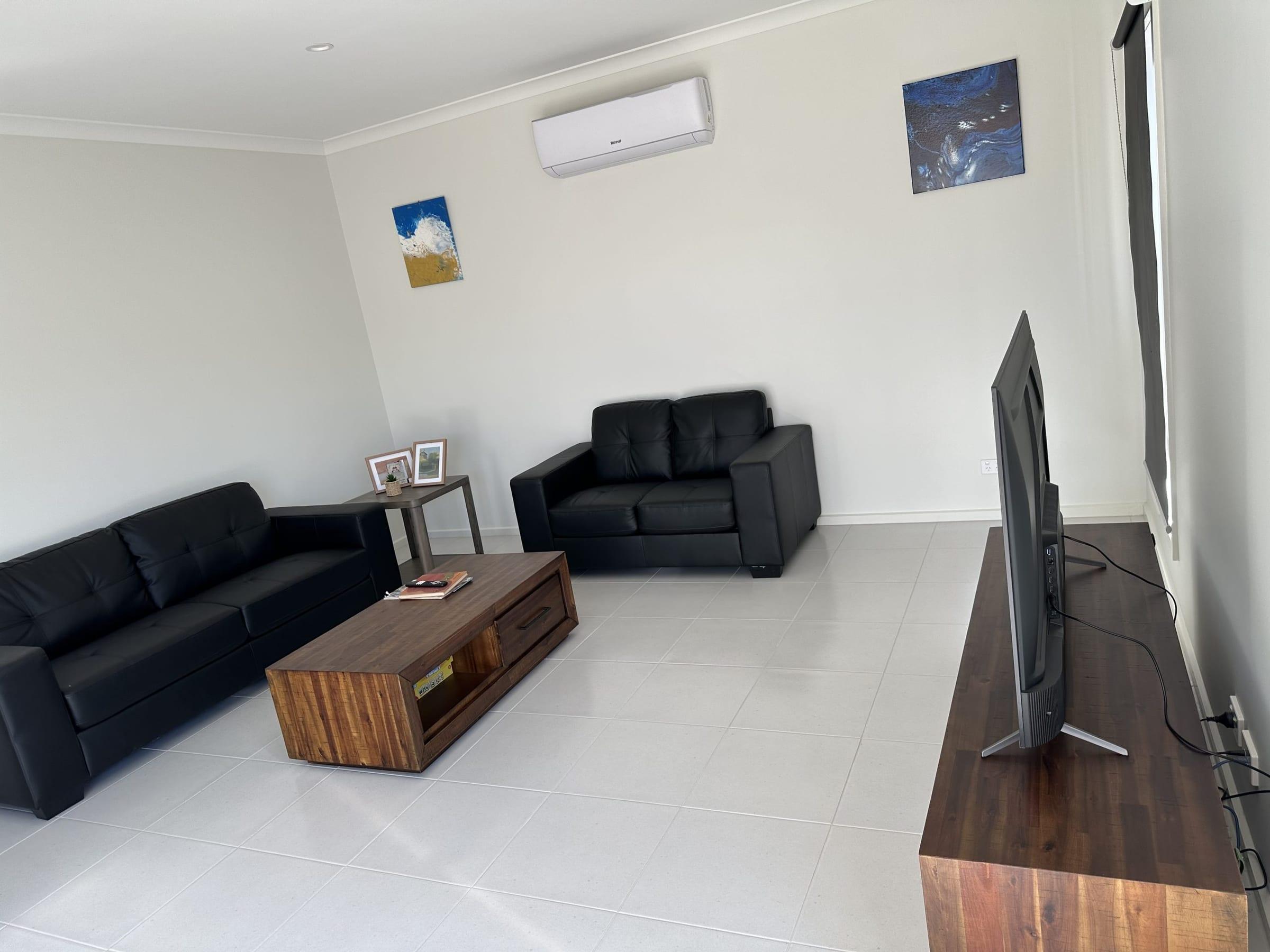 Armstrong Creek — interior — Creek Sil Lounge Room Scaled