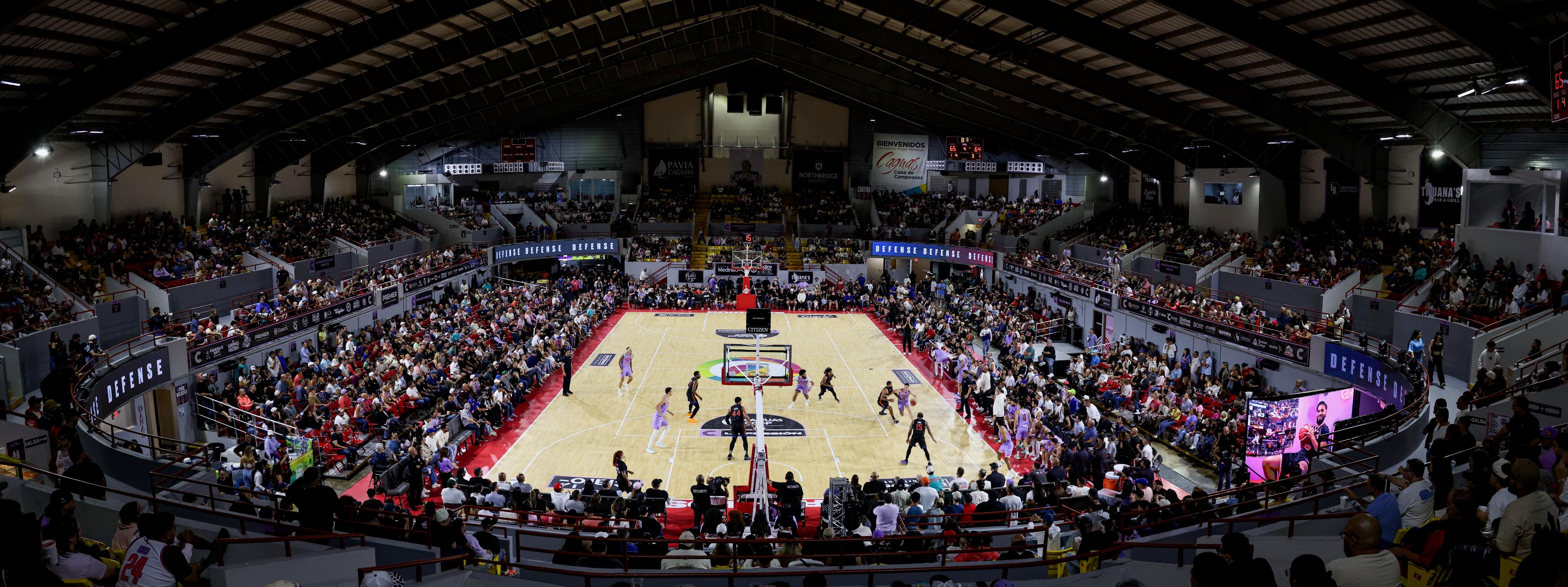Criollos player walking onto the court