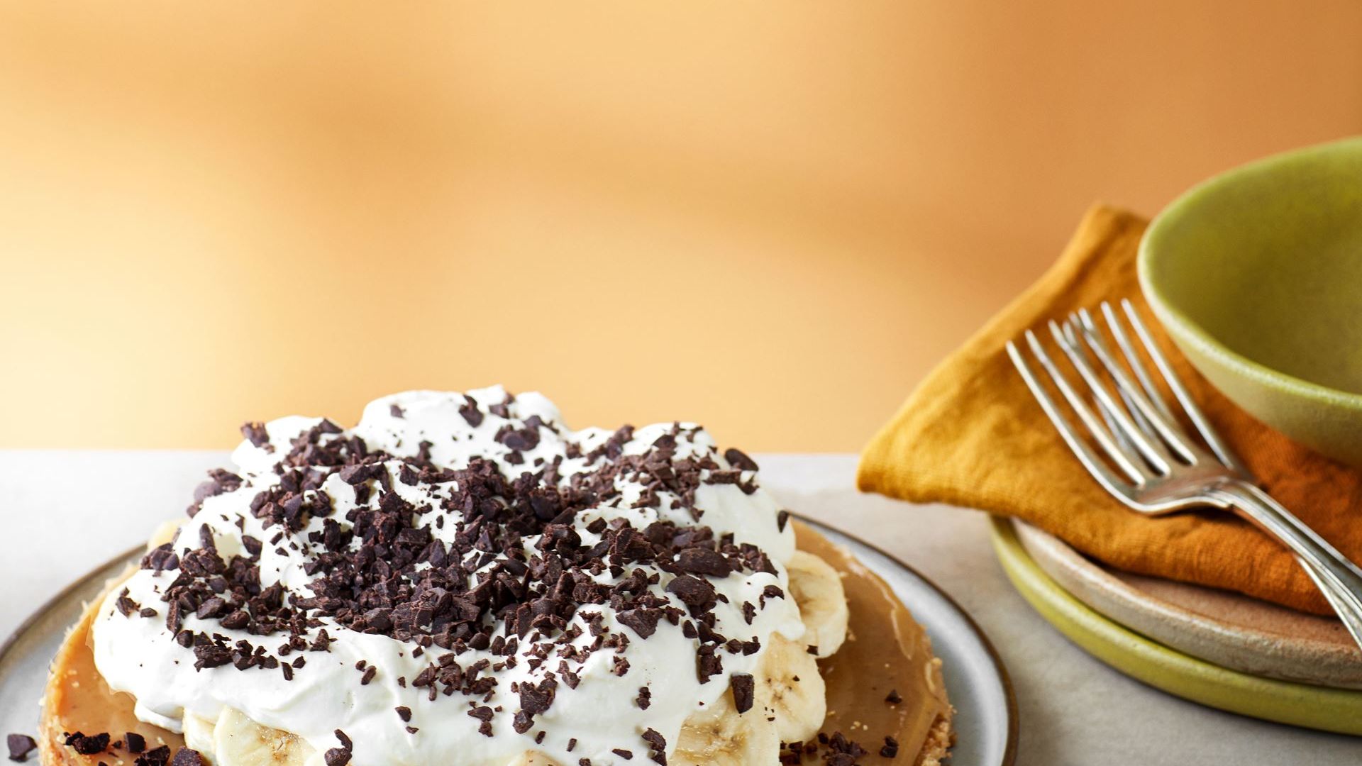 Banoffee pie med digestive kiks og toffee