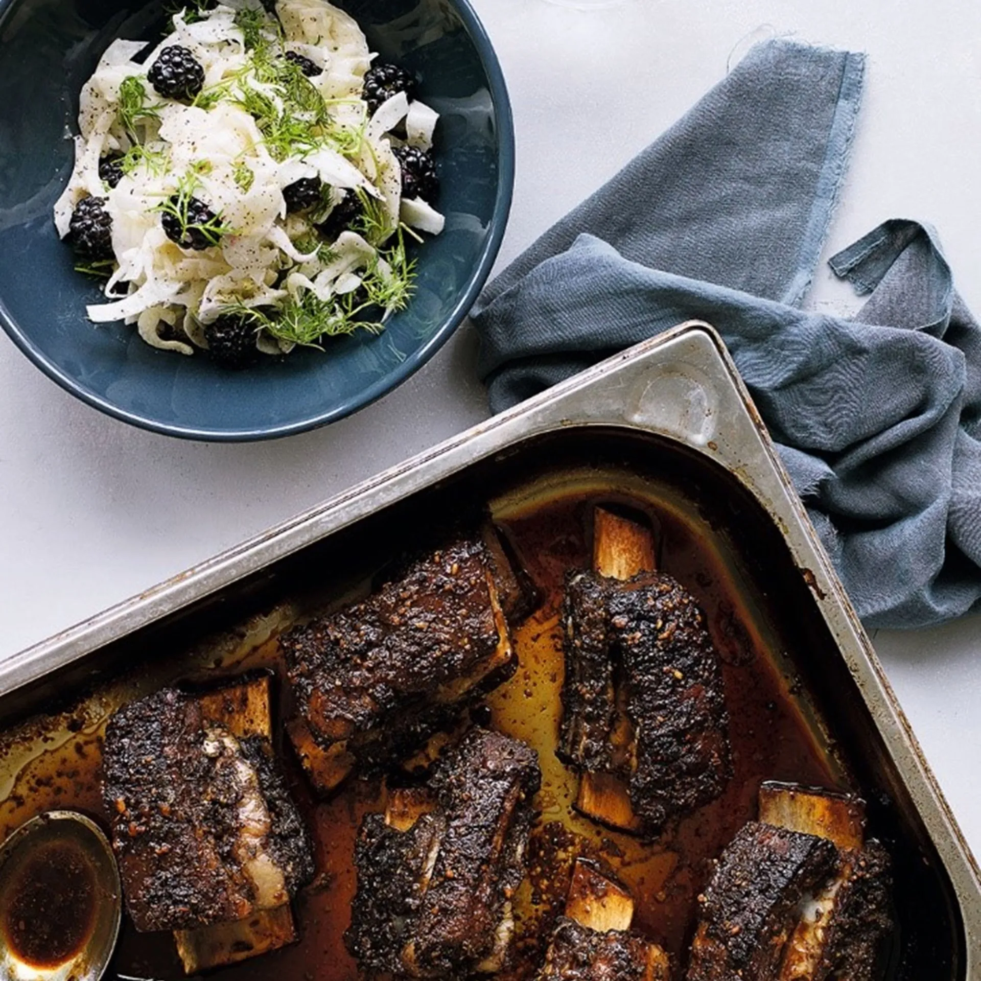 Kalvespareribs i øl