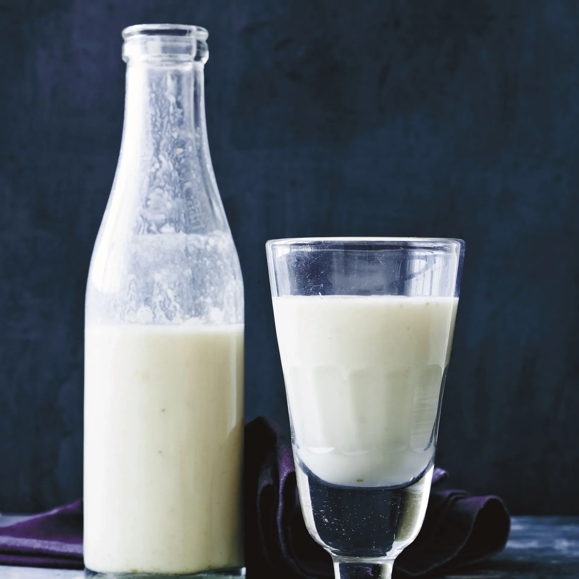 Smoothie med banan, ananas og ingefær