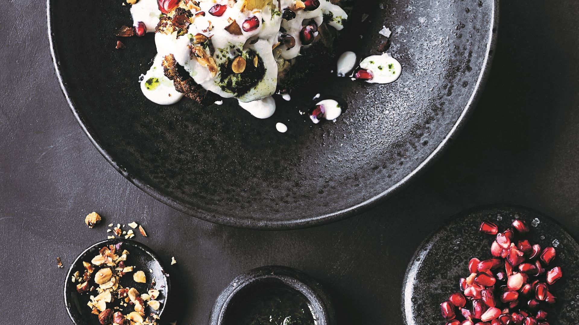 Bagt blomkål med syrnet mandelmælk