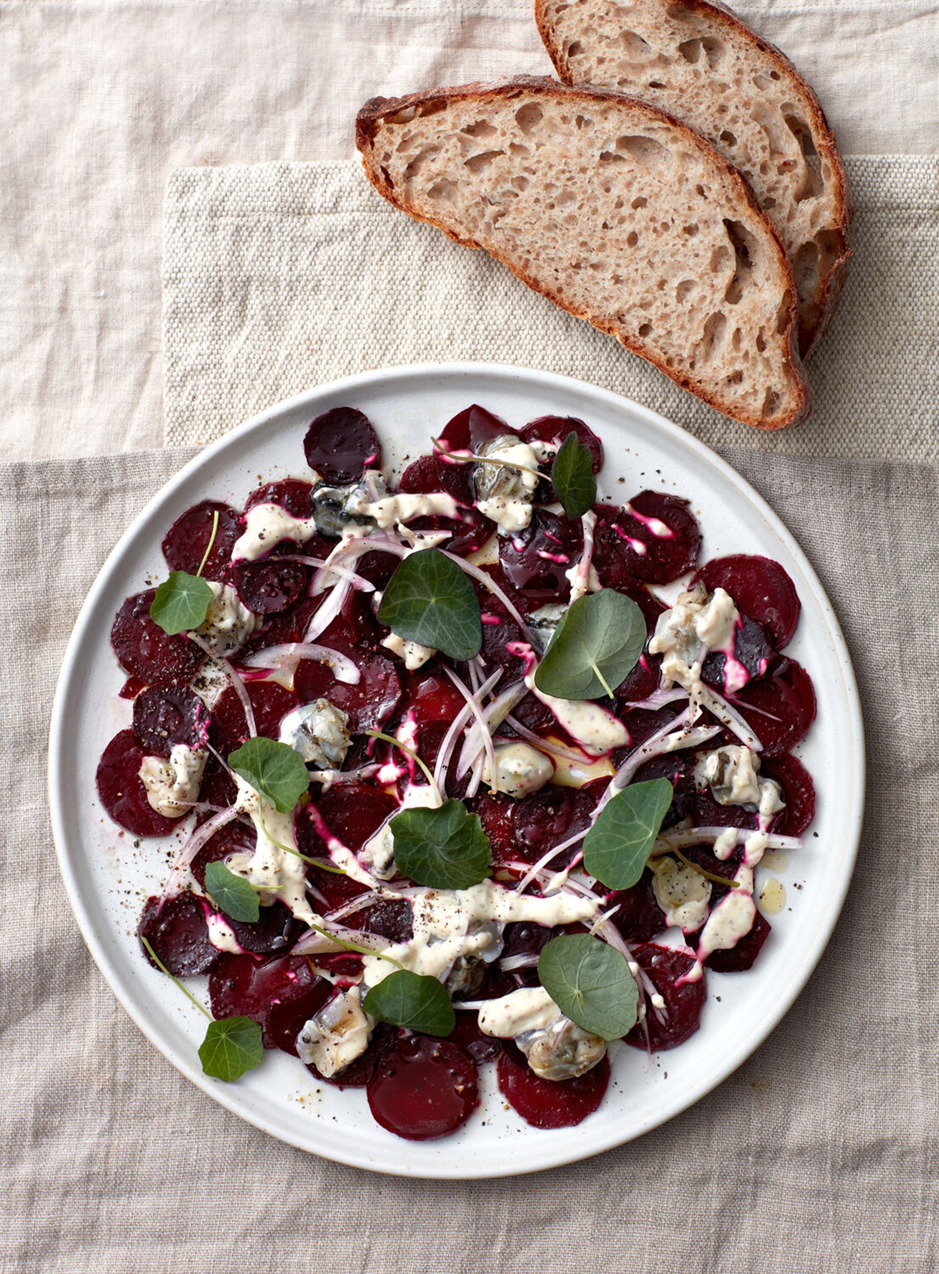 Bagte rødbeder med østersvinaigrette og sprødt hvedebrød​​​​‌﻿‍﻿​‍​‍‌‍﻿﻿‌﻿​‍‌‍‍‌‌‍‌﻿‌‍‍‌‌‍﻿‍​‍​‍​﻿‍‍​‍​‍‌﻿​﻿‌‍​‌‌‍﻿‍‌‍‍‌‌﻿‌​‌﻿‍‌​‍﻿‍‌‍‍‌‌‍﻿﻿​‍​‍​‍﻿​​‍​‍‌‍‍​‌﻿​‍‌‍‌‌‌‍‌‍​‍​‍​﻿‍‍​‍​‍‌‍‍​‌﻿‌​‌﻿‌​‌﻿​​‌﻿​﻿​﻿‍‍​‍﻿﻿​‍﻿﻿‌‍﻿‌‌‍‌‌‌﻿‍‌‌‍‌‌‌﻿​‍‌﻿​﻿​‍﻿‍‌﻿​﻿‌‍​‌‌‍﻿‍‌‍‍‌‌﻿‌​‌﻿‍‌​‍﻿‍‌﻿​﻿‌﻿‌​‌﻿‌‌‌‍‌​‌‍‍‌‌‍﻿﻿​‍﻿﻿‌‍‍‌‌‍﻿‍‌﻿‌​‌‍‌‌‌‍﻿‍‌﻿‌​​‍﻿﻿‌‍‌‌‌‍‌​‌‍‍‌‌﻿‌​​‍﻿﻿‌‍﻿‌‌‍﻿﻿‌‍‌​‌‍‌‌​﻿﻿‌‌﻿​​‌﻿​‍‌‍‌‌‌﻿​﻿‌‍‌‌‌‍﻿‍‌﻿‌​‌‍​‌‌﻿‌​‌‍‍‌‌‍﻿﻿‌‍﻿‍​﻿‍﻿‌‍‍‌‌‍‌​​﻿﻿‌​﻿‍​​﻿‌‌​﻿​‍​﻿‌​​﻿‌‍‌‍‌​​﻿‌‌‌‍​‌​‍﻿‌​﻿​‍​﻿‌​​﻿‍​​﻿‍‌​‍﻿‌​﻿‌‌‌‍​‍​﻿‌﻿​﻿‍​​‍﻿‌‌‍​‍​﻿‍​​﻿​‍​﻿​﻿​‍﻿‌‌‍‌​‌‍​‍​﻿‌‌‌‍​‌‌‍​‌‌‍‌​‌‍‌​‌‍‌‌​﻿‍‌‌‍​﻿​﻿​‍​﻿​﻿​﻿‍﻿‌﻿‌​‌﻿‍‌‌﻿​​‌‍‌‌​﻿﻿‌‌﻿​‍‌‍‌‌‌‍​﻿‌‍‍‌‌﻿​​‌‍‌‌​﻿‍﻿‌﻿​​‌‍​‌‌﻿‌​‌‍‍​​﻿﻿‌‌‍‍‌‌‍﻿‌‌‍​‌‌‍‌﻿‌‍‌‌​‍﻿‍‌‍​‌‌‍﻿​‌﻿‌​​﻿﻿﻿‌‍​‍‌‍​‌‌﻿​﻿‌‍‌‌‌‌‌‌‌﻿​‍‌‍﻿​​﻿﻿‌‌‍‍​‌﻿‌​‌﻿‌​‌﻿​​‌﻿​﻿​‍‌‌​﻿​﻿‌​​‌​‍‌‌​﻿​‍‌​‌‍​‍‌‌​﻿​‍‌​‌‍‌‍﻿‌‌‍‌‌‌﻿‍‌‌‍‌‌‌﻿​‍‌﻿​﻿​‍﻿‍‌﻿​﻿‌‍​‌‌‍﻿‍‌‍‍‌‌﻿‌​‌﻿‍‌​‍﻿‍‌﻿​﻿‌﻿‌​‌﻿‌‌‌‍‌​‌‍‍‌‌‍﻿﻿​‍‌‍‌‍‍‌‌‍‌​​﻿﻿‌​﻿‍​​﻿‌‌​﻿​‍​﻿‌​​﻿‌‍‌‍‌​​﻿‌‌‌‍​‌​‍﻿‌​﻿​‍​﻿‌​​﻿‍​​﻿‍‌​‍﻿‌​﻿‌‌‌‍​‍​﻿‌﻿​﻿‍​​‍﻿‌‌‍​‍​﻿‍​​﻿​‍​﻿​﻿​‍﻿‌‌‍‌​‌‍​‍​﻿‌‌‌‍​‌‌‍​‌‌‍‌​‌‍‌​‌‍‌‌​﻿‍‌‌‍​﻿​﻿​‍​﻿​﻿​‍‌‍‌﻿‌​‌﻿‍‌‌﻿​​‌‍‌‌​﻿﻿‌‌﻿​‍‌‍‌‌‌‍​﻿‌‍‍‌‌﻿​​‌‍‌‌​‍‌‍‌﻿​​‌‍​‌‌﻿‌​‌‍‍​​﻿﻿‌‌‍‍‌‌‍﻿‌‌‍​‌‌‍‌﻿‌‍‌‌​‍﻿‍‌‍​‌‌‍﻿​‌﻿‌​​‍‌‍‌﻿​​‌‍‌‌‌﻿​‍‌﻿​﻿‌﻿​​‌‍‌‌‌‍​﻿‌﻿‌​‌‍‍‌‌﻿‌‍‌‍‌‌​﻿﻿‌‌﻿​​‌﻿‌‌‌‍​‍‌‍﻿​‌‍‍‌‌﻿​﻿‌‍‍​‌‍‌‌‌‍‌​​‍​‍‌﻿﻿‌
