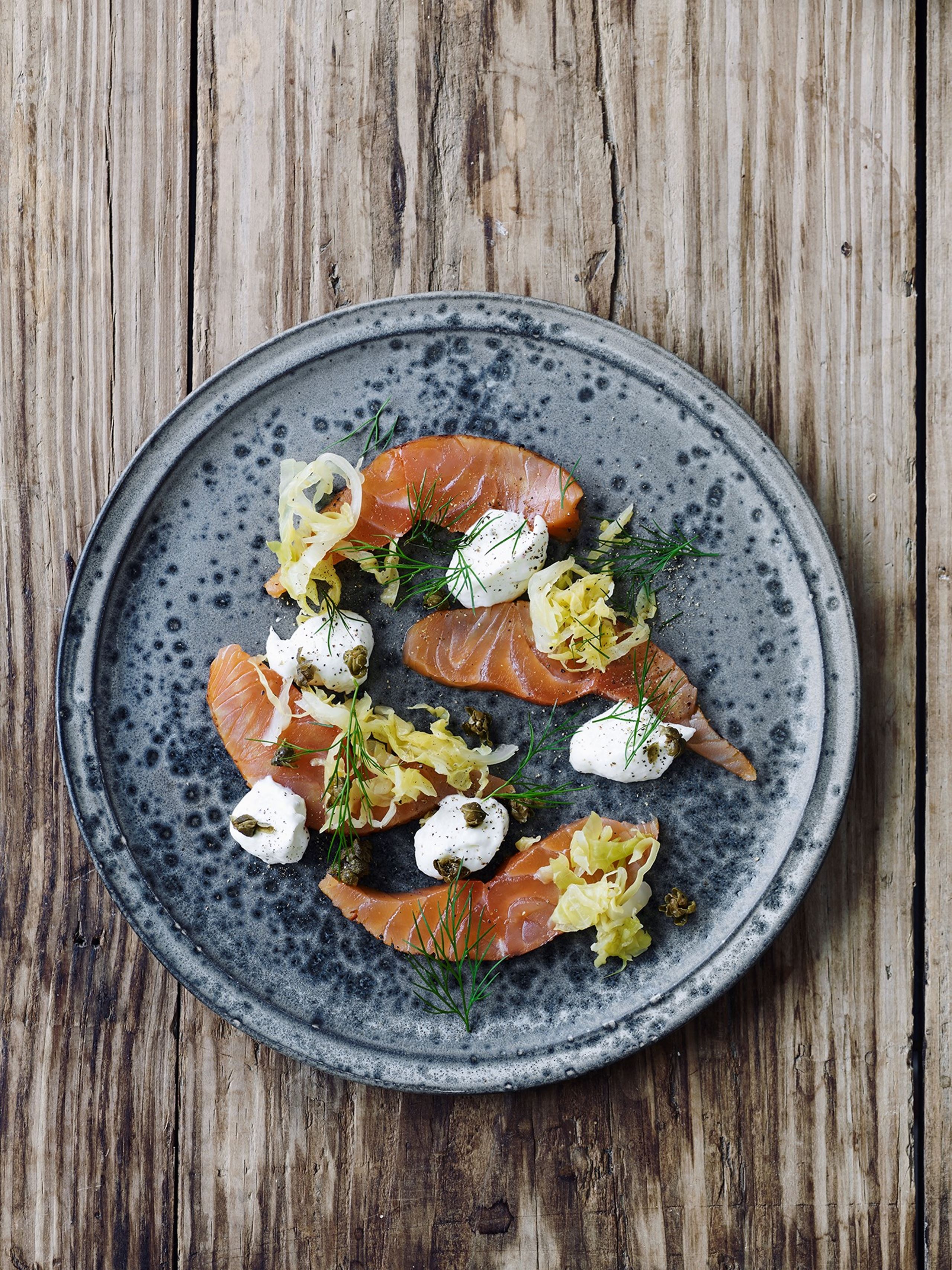 Gravad laks med fennikelfrø