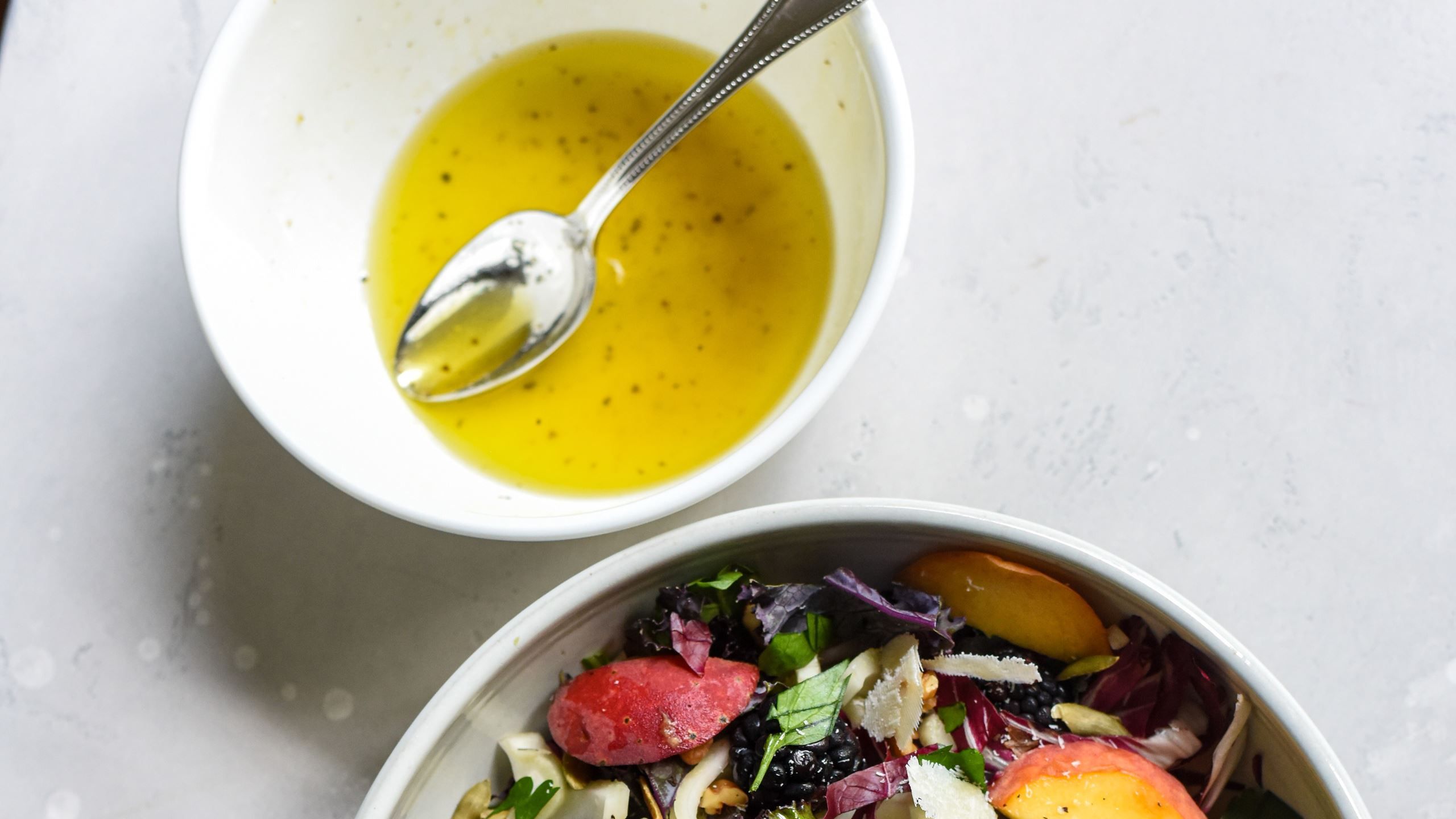 Olie-eddike-dressing