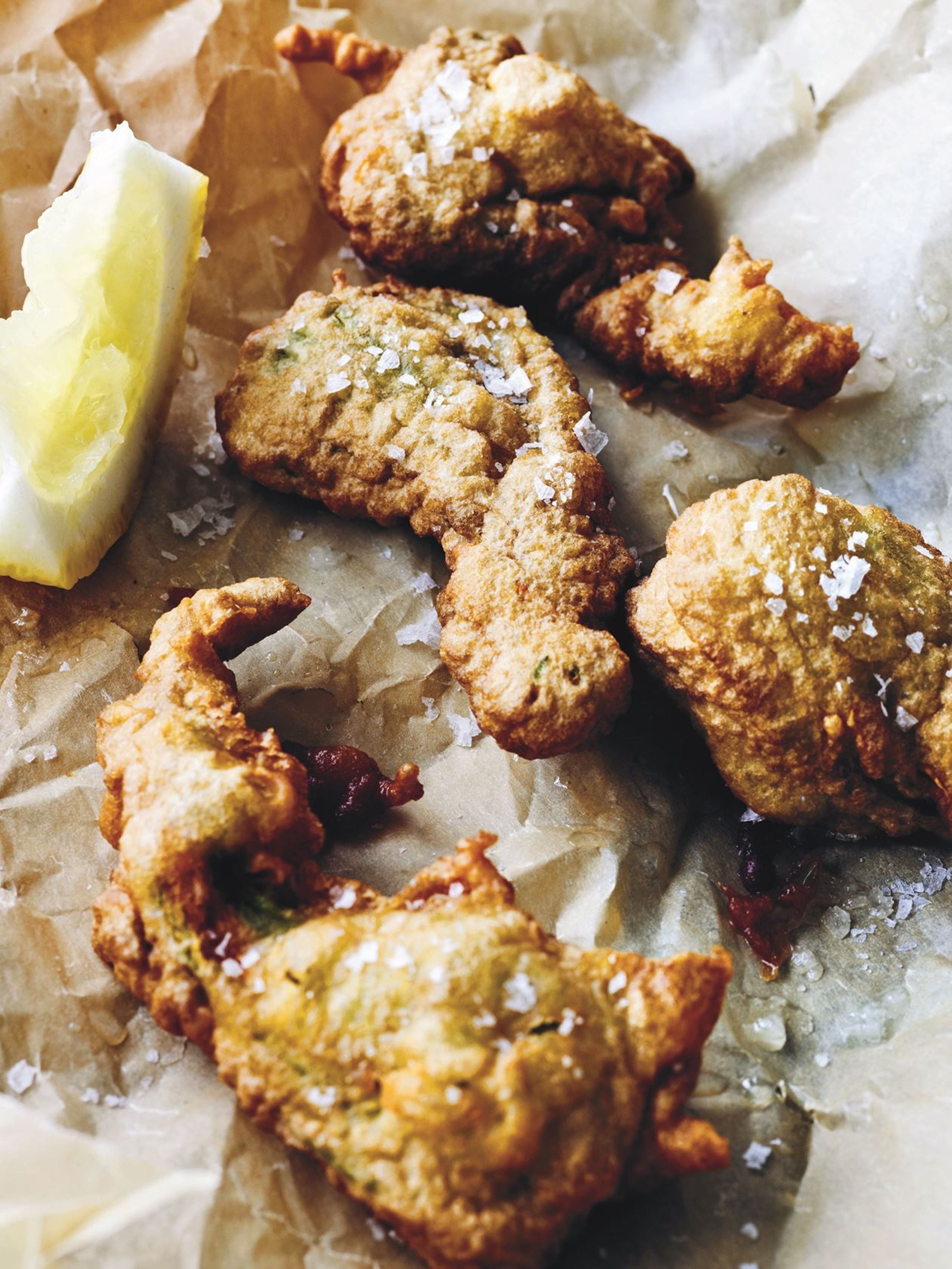 Friterede courgetteblomster