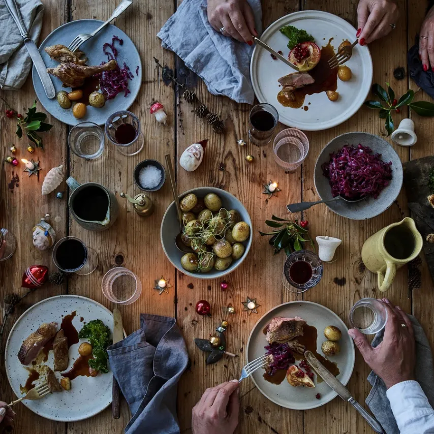 Julens traditioner landet rundt