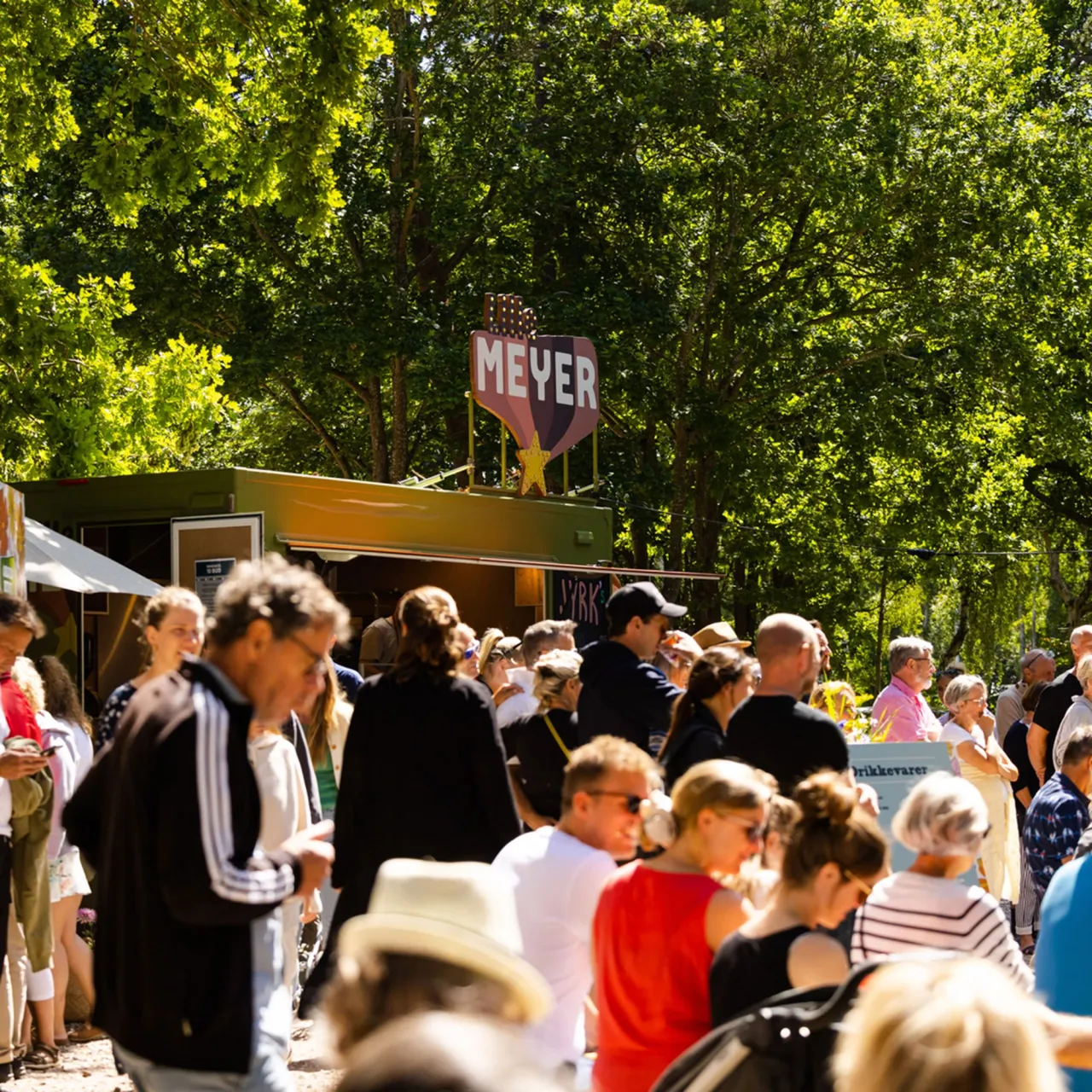 ”Verdens bedste skovtur” er tilbage med mad, koncerter og events i sommerlandet ved Rågeleje