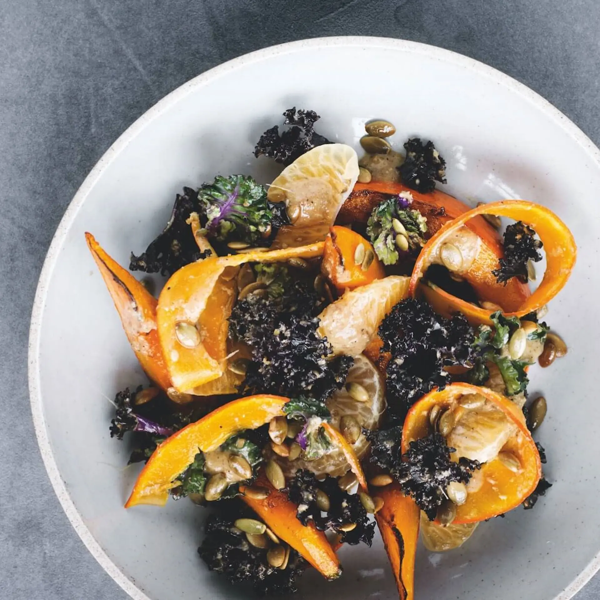 Græskarsalat med grønkål