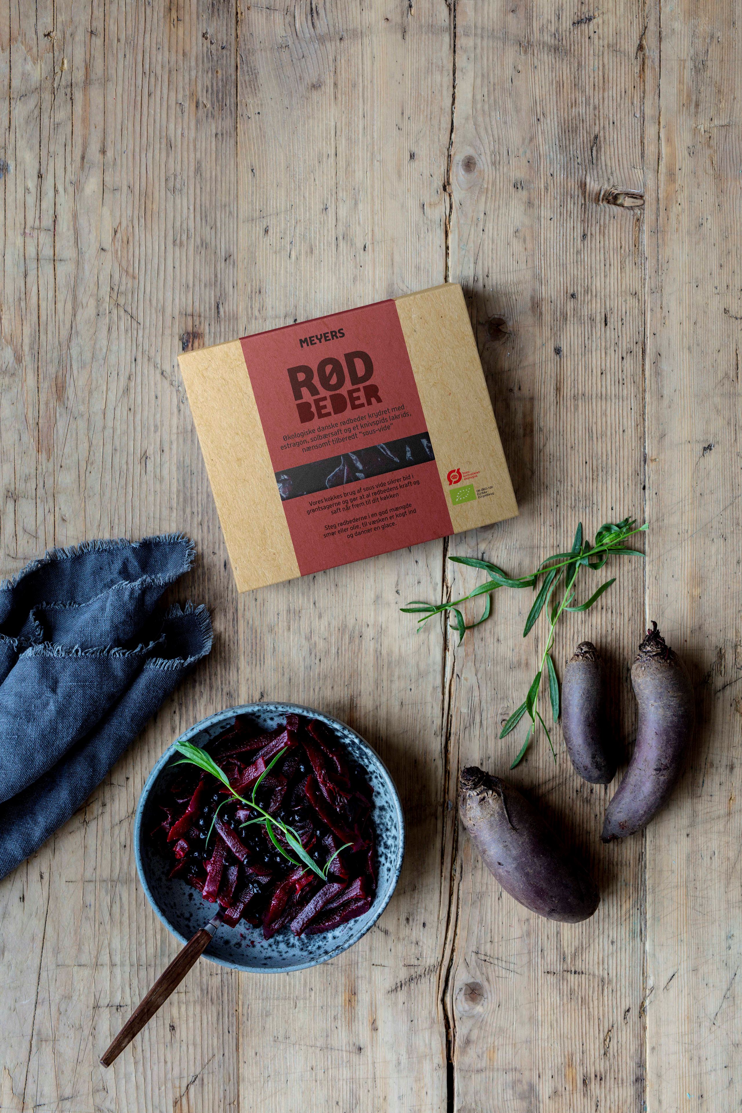 Rødbeder krydret med estragon, solbærsaft og en knivspids lakrids
