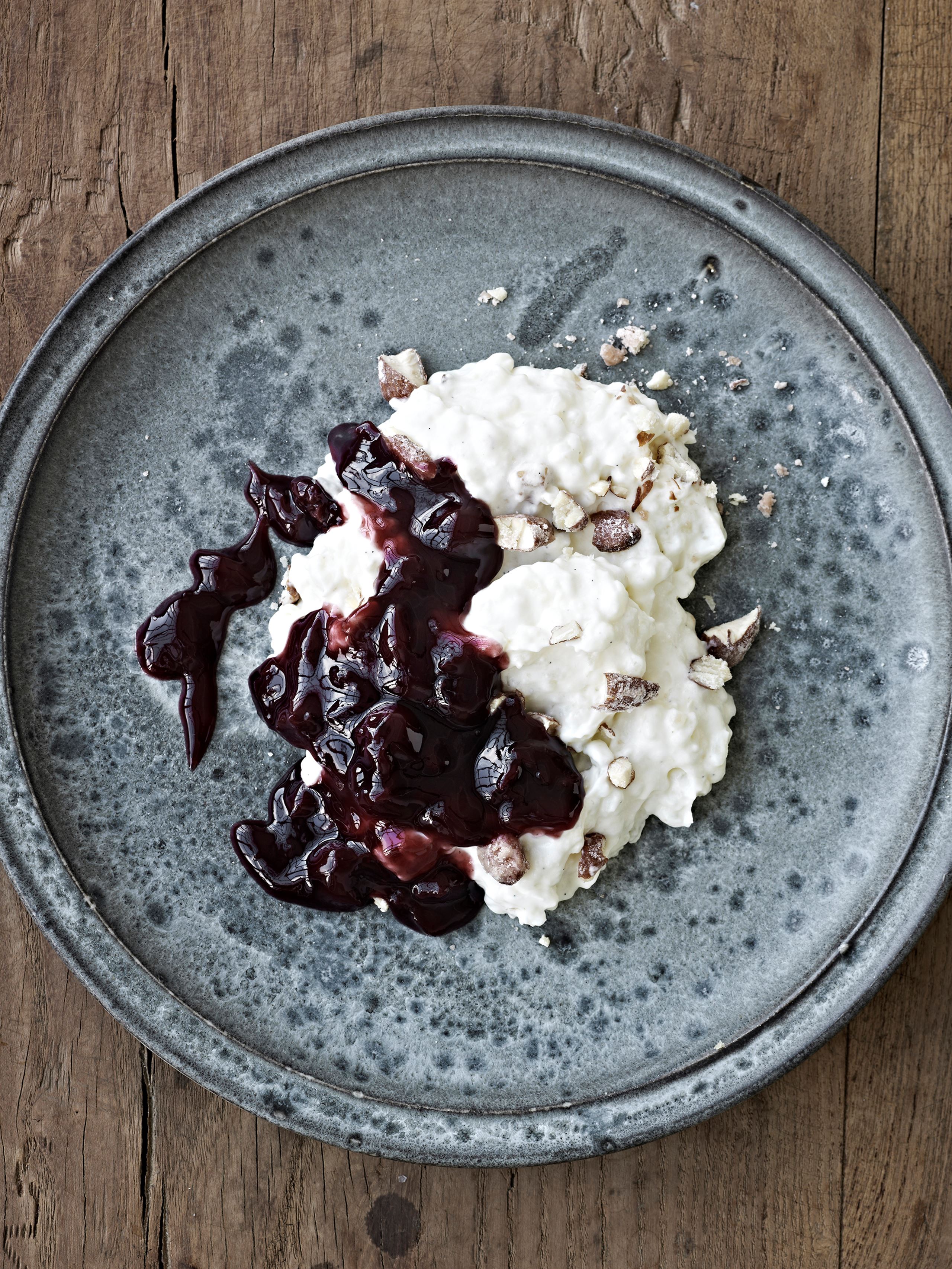 Risalamande med letristede mandler