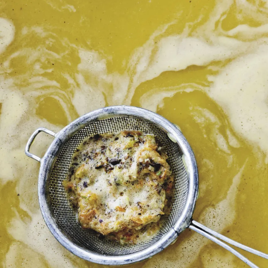 Stegt fjæsing og bagte gulerødder med havtorn